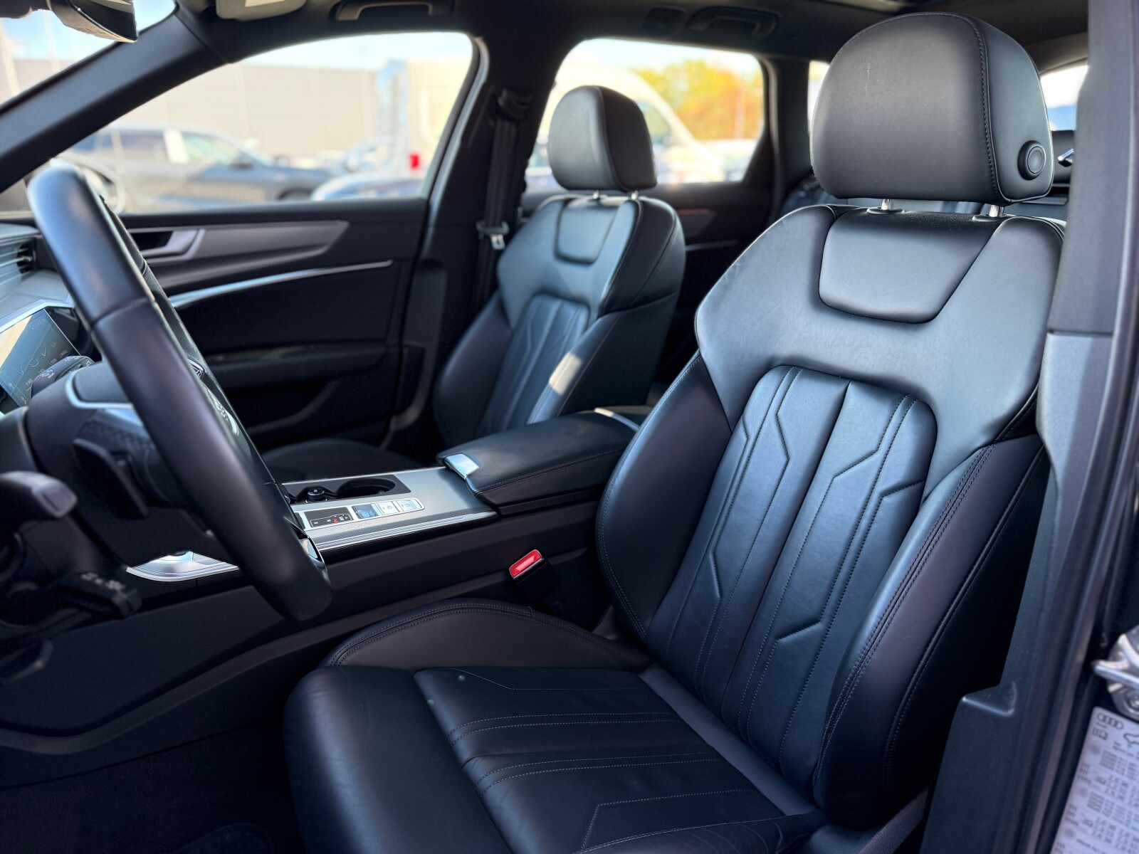 Audi A6 Avant - zdjęcie 21