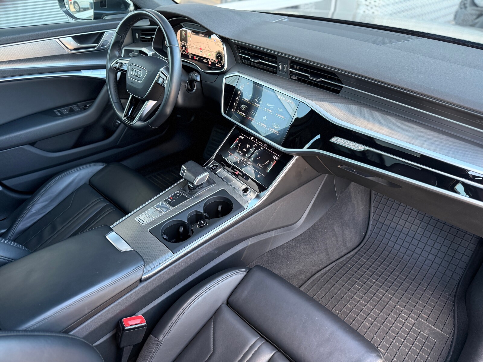 Audi A6 Avant - zdjęcie 24