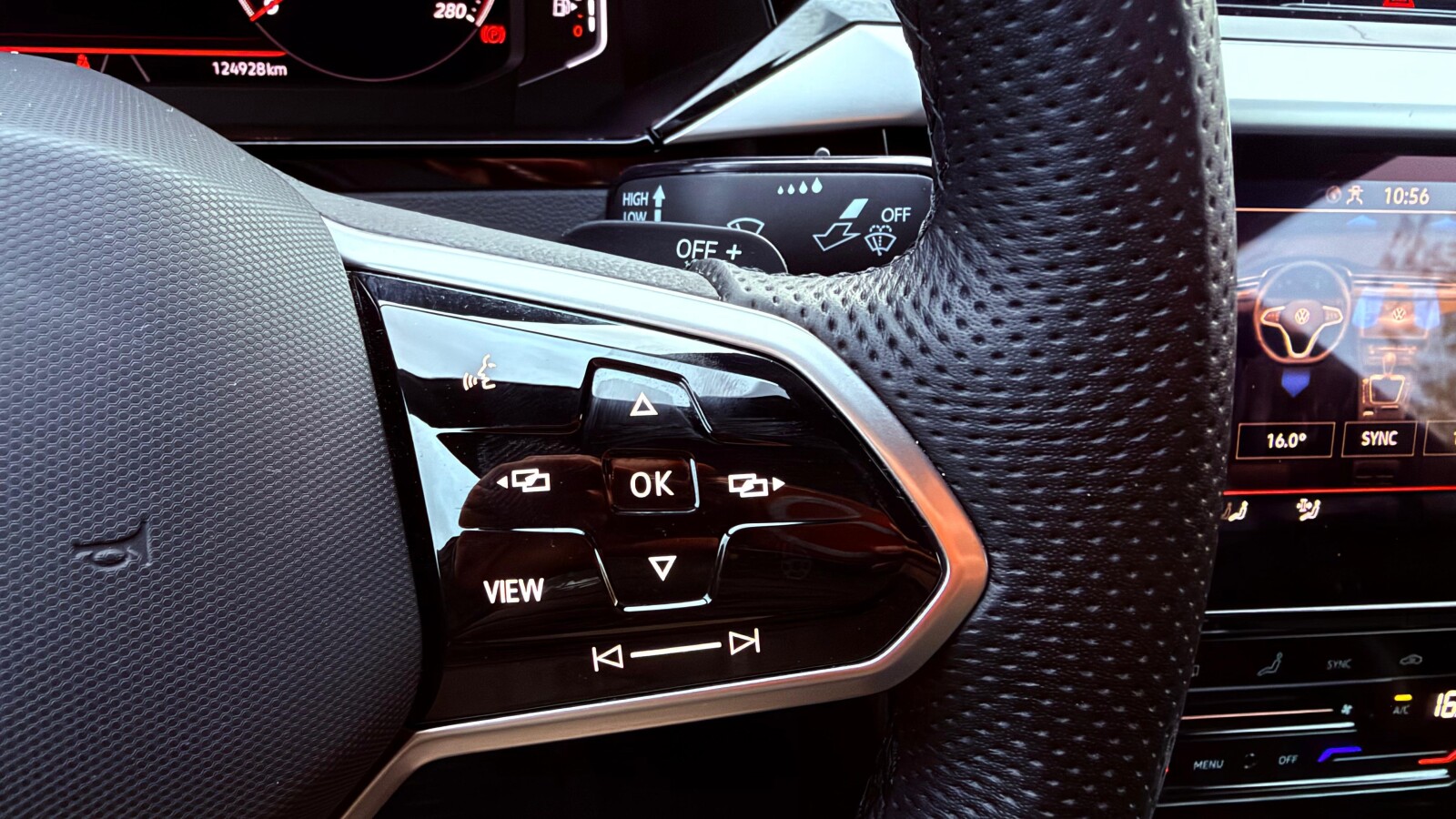 Volkswagen Arteon - zdjęcie 13
