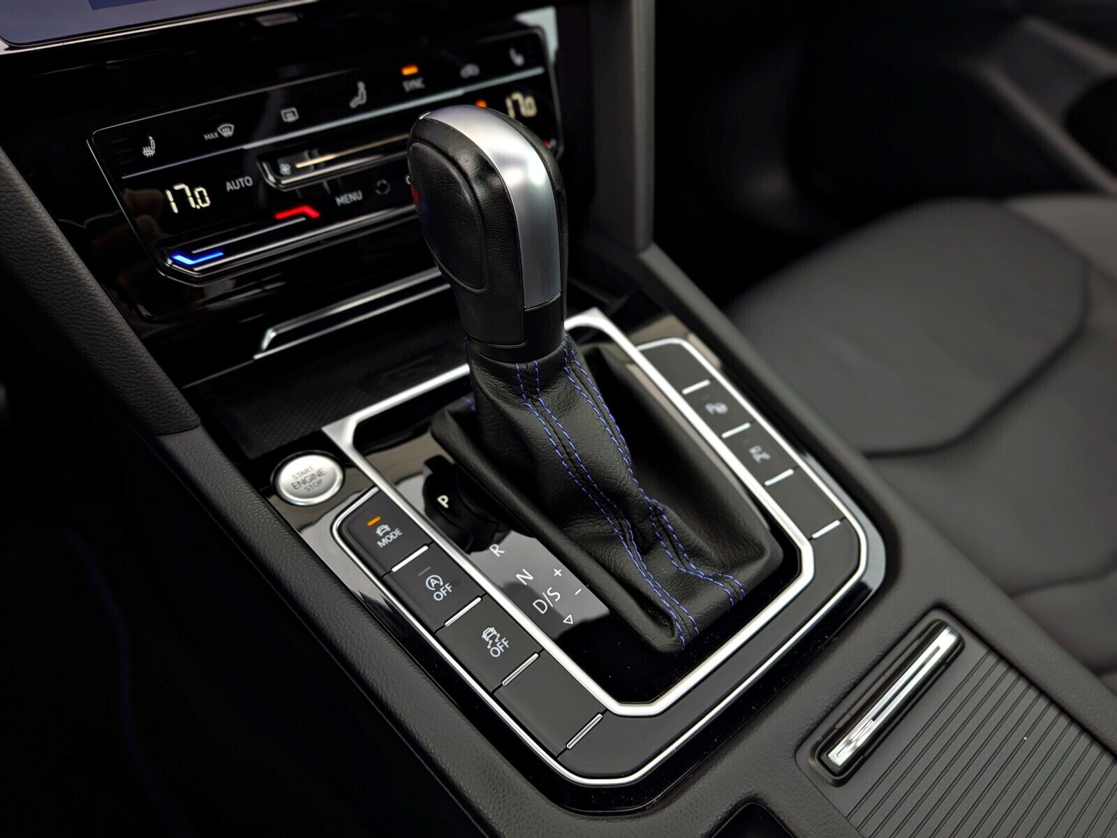 Volkswagen Arteon Shooting Brake - zdjęcie 40