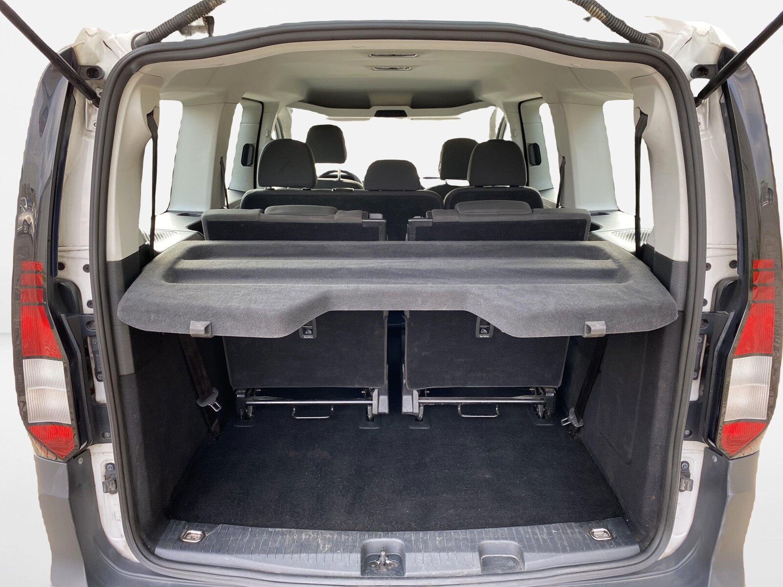 Volkswagen Caddy - zdjęcie 27