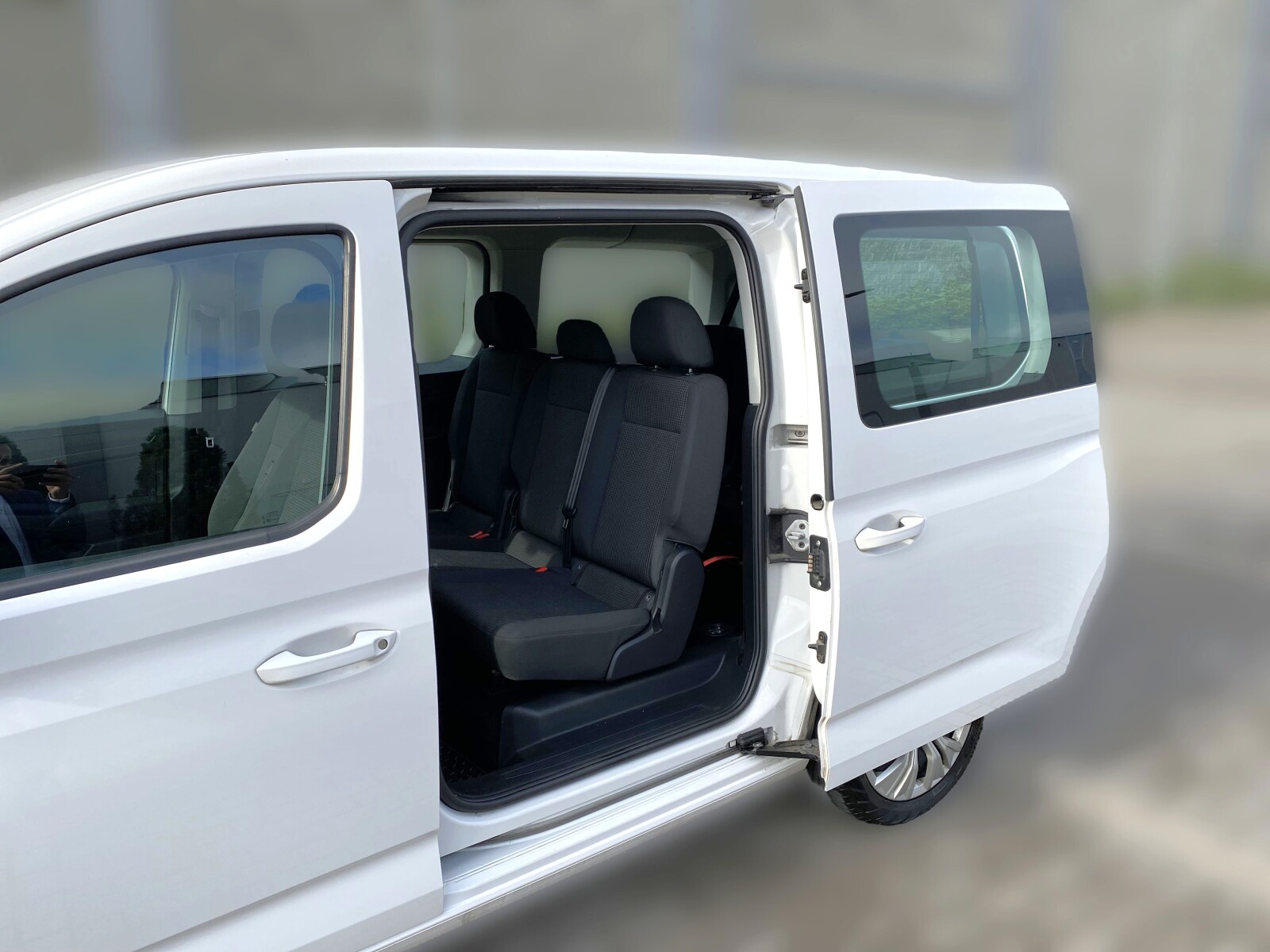 Volkswagen Caddy - zdjęcie 9