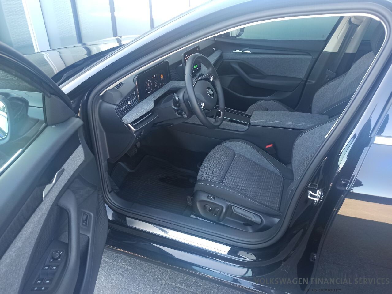 Škoda Superb - zdjęcie 5
