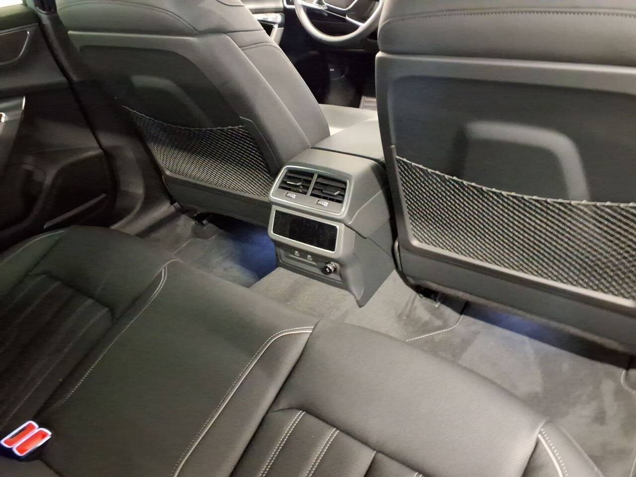 Audi A7 Sportback - zdjęcie 9