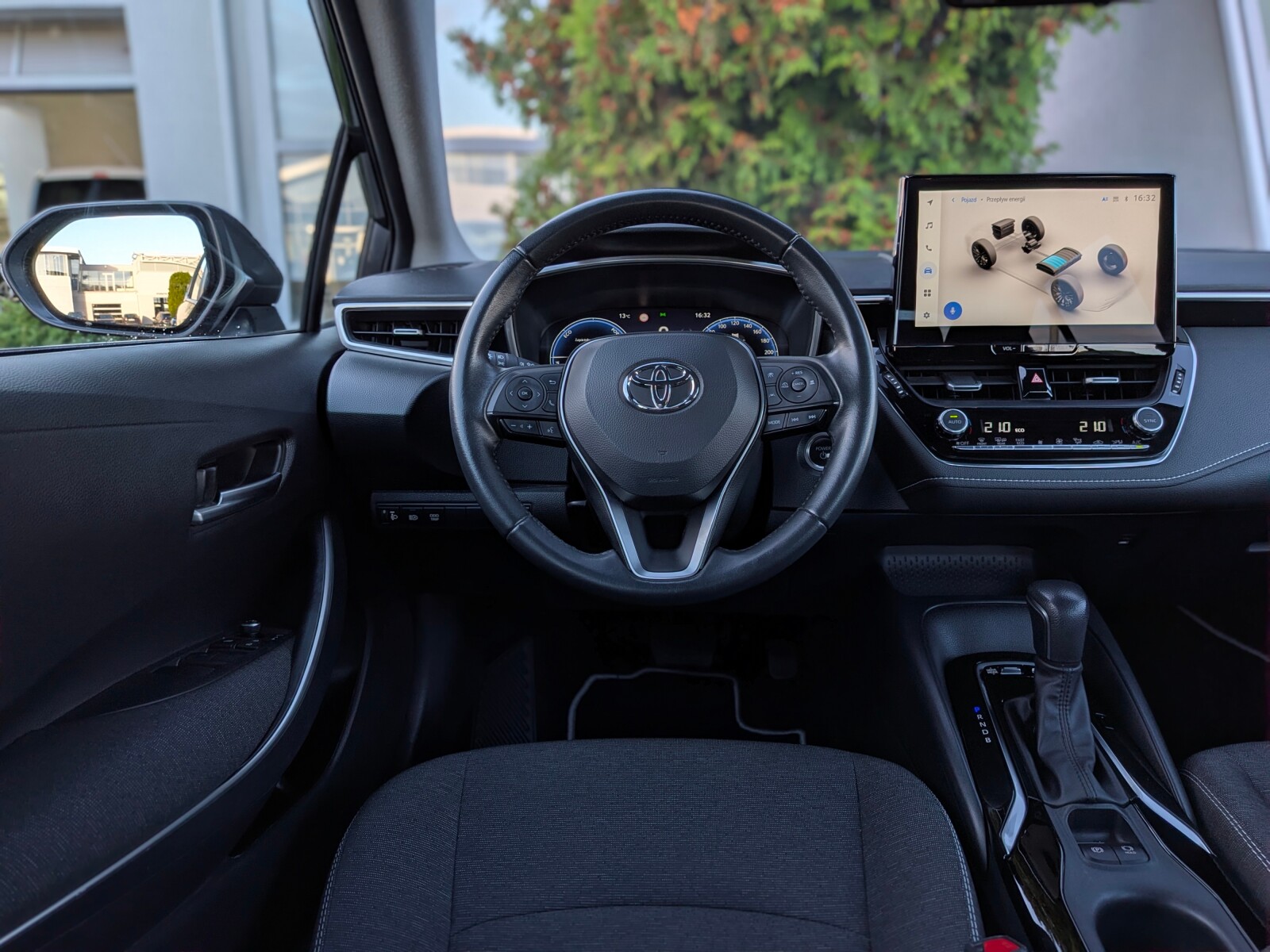 Toyota Corolla - zdjęcie 15