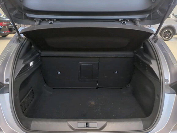 Peugeot 308 - zdjęcie 10