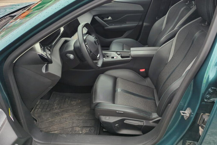 Peugeot 308 - zdjęcie 3
