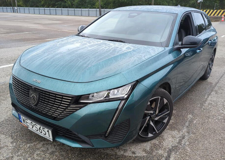 Peugeot 308 - zdjęcie 1