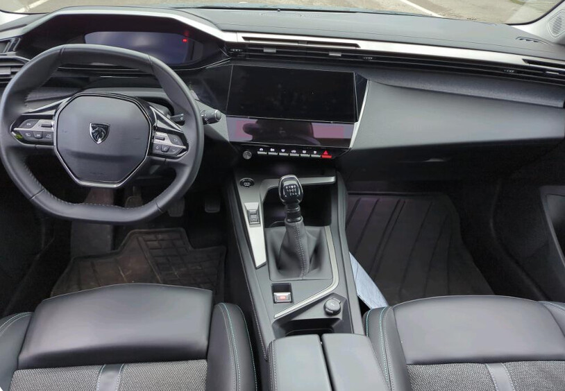 Peugeot 308 - zdjęcie 13