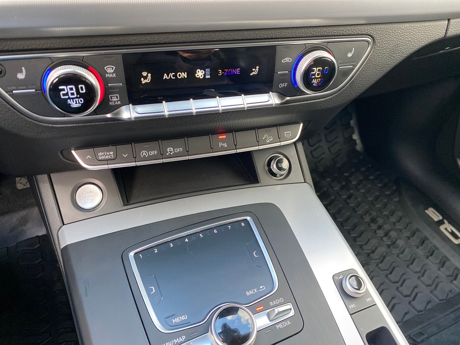 Audi Q5 - zdjęcie 23