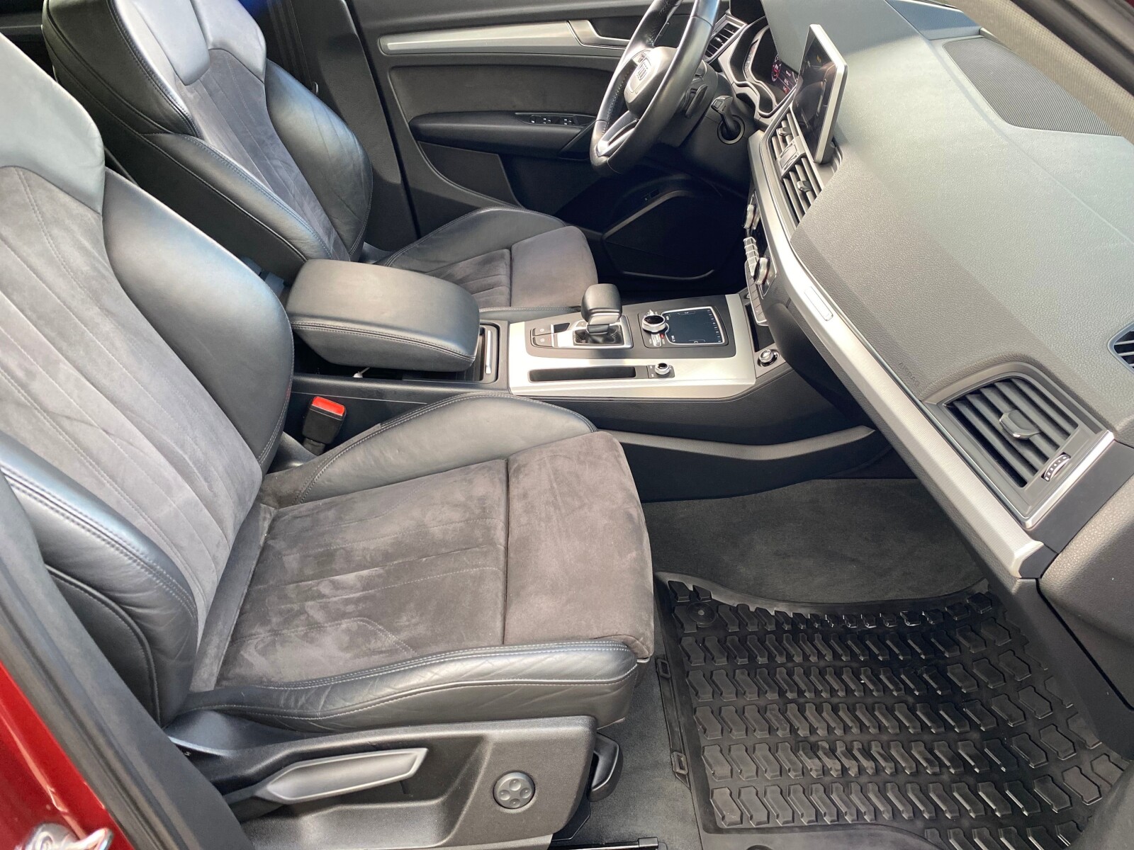 Audi Q5 - zdjęcie 16