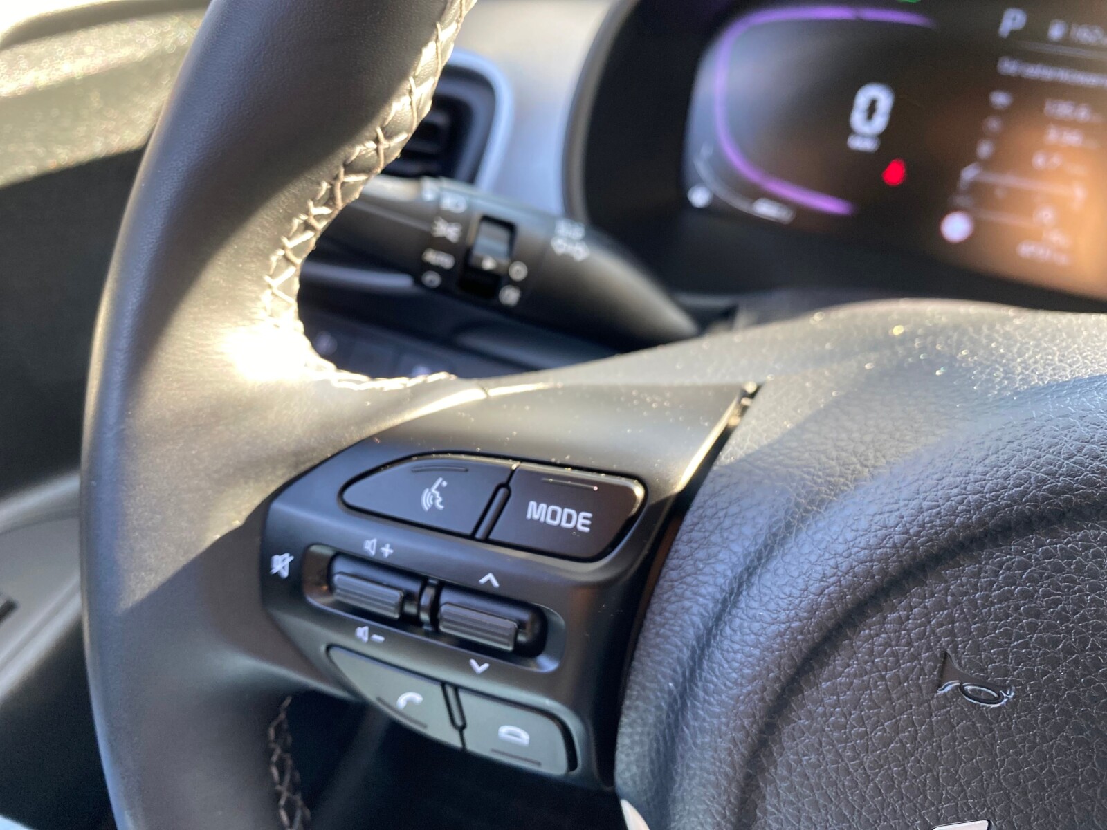 Kia Stonic - zdjęcie 18