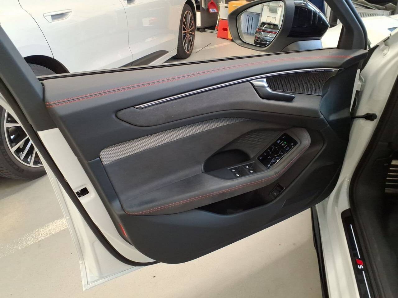 Audi A6 Avant - zdjęcie 5