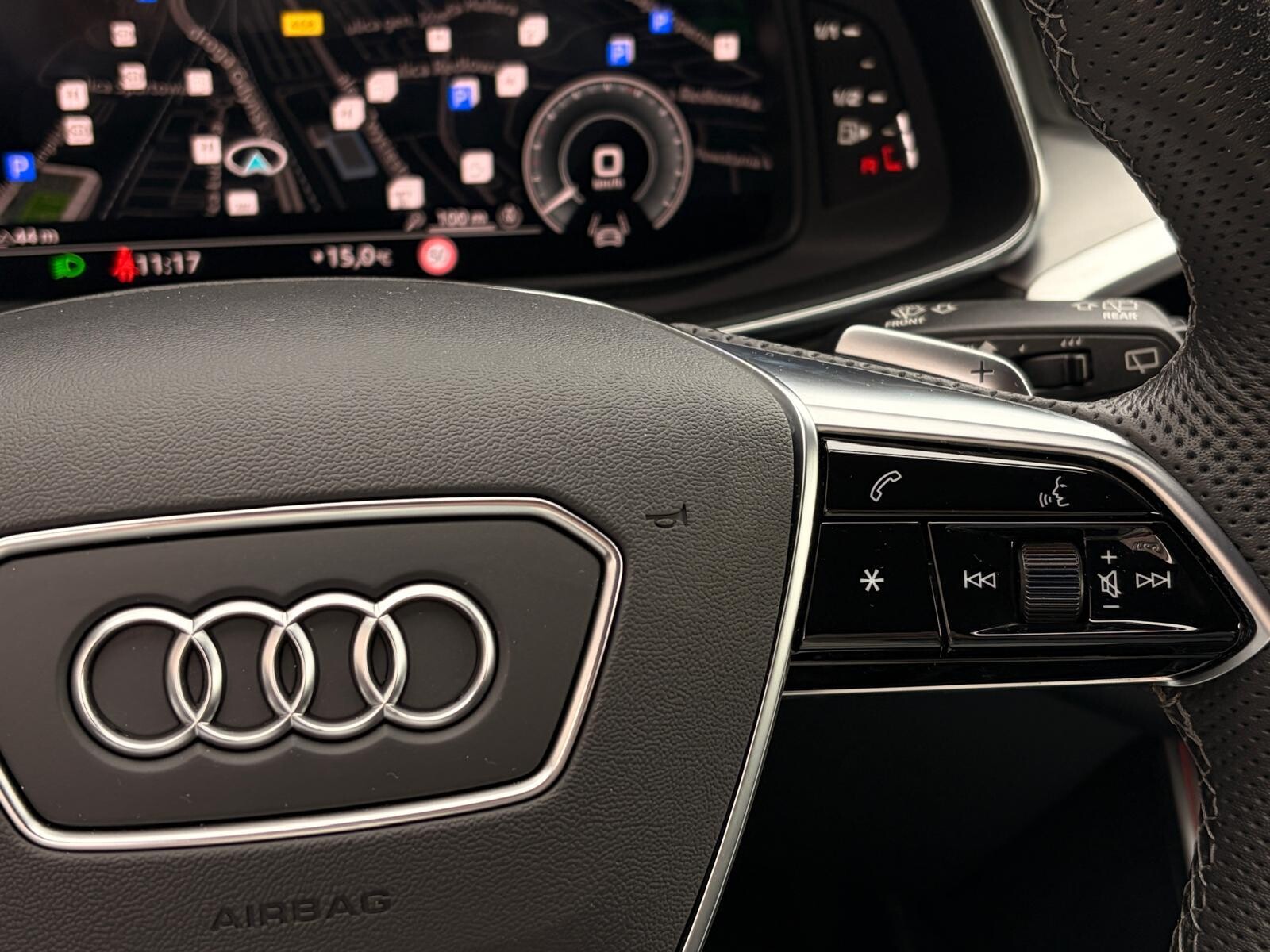Audi A6 Avant - zdjęcie 30