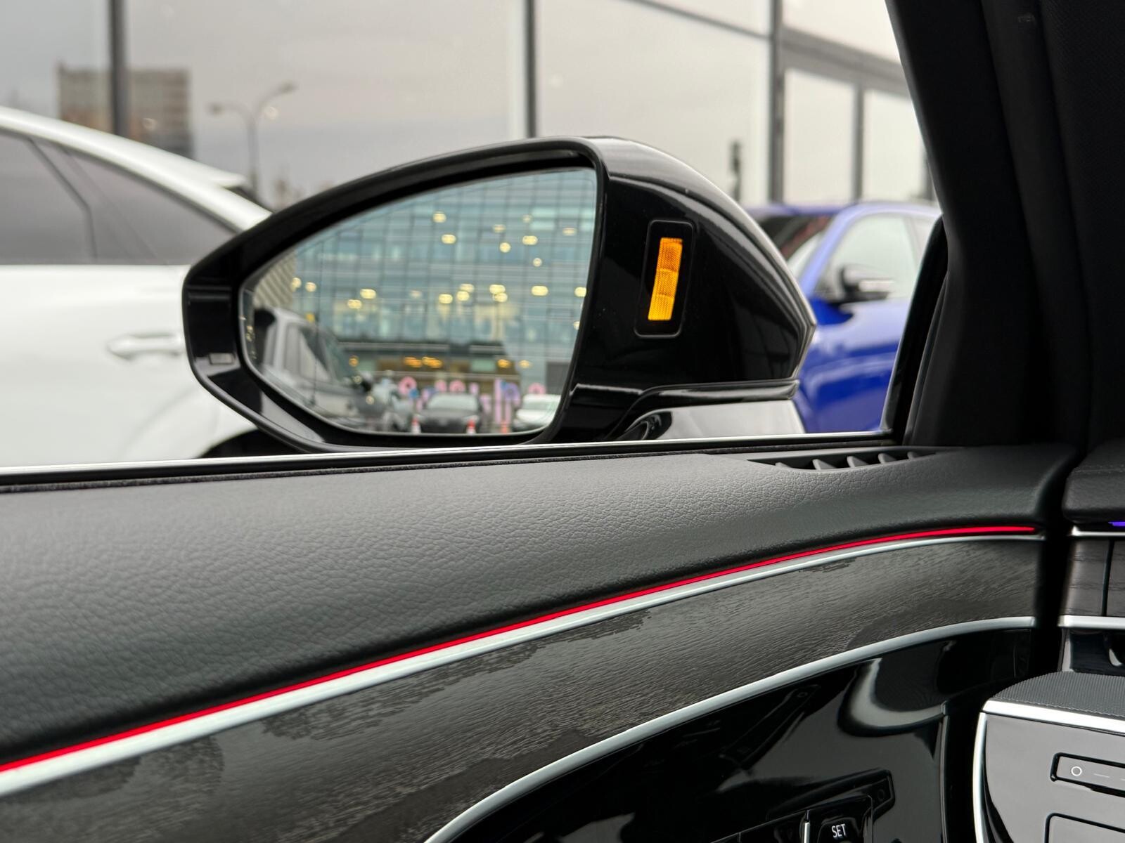 Audi A8 - zdjęcie 35