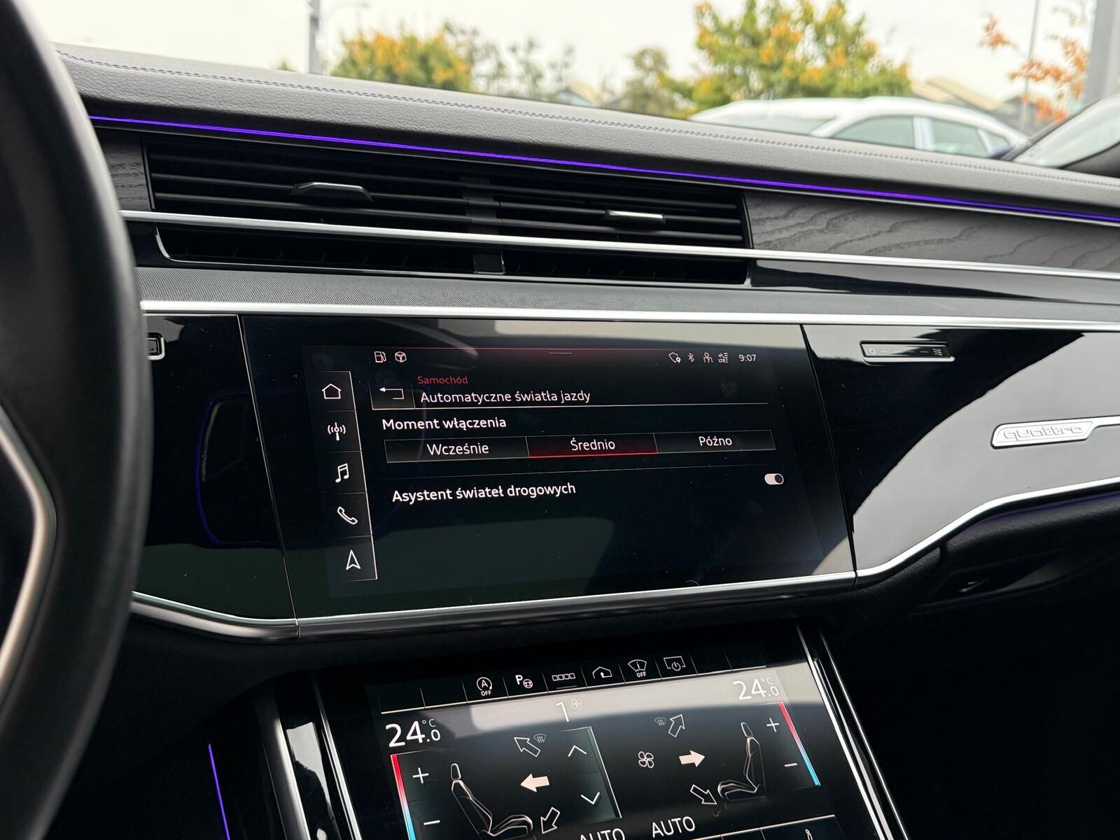 Audi A8 - zdjęcie 39