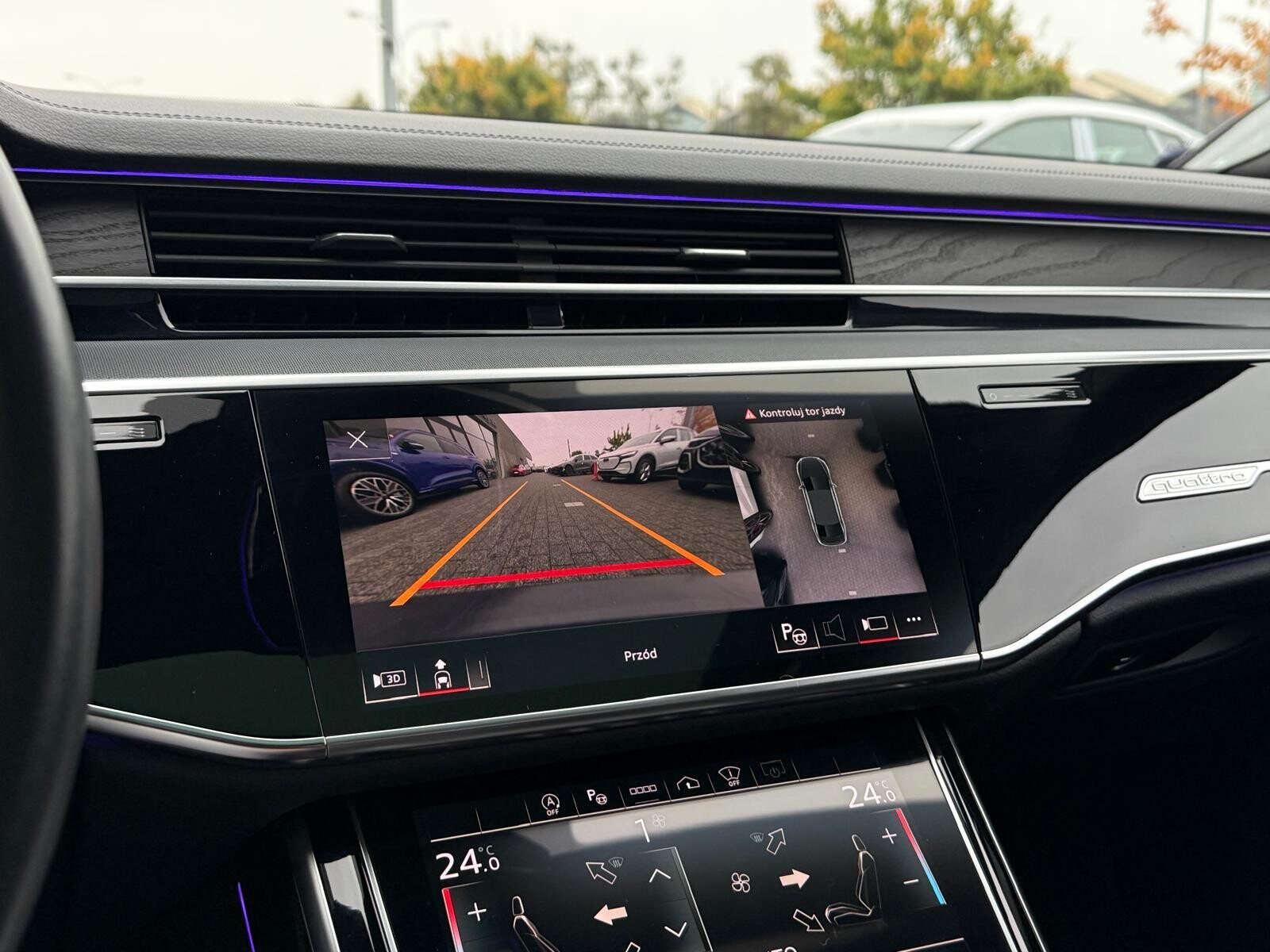 Audi A8 - zdjęcie 31