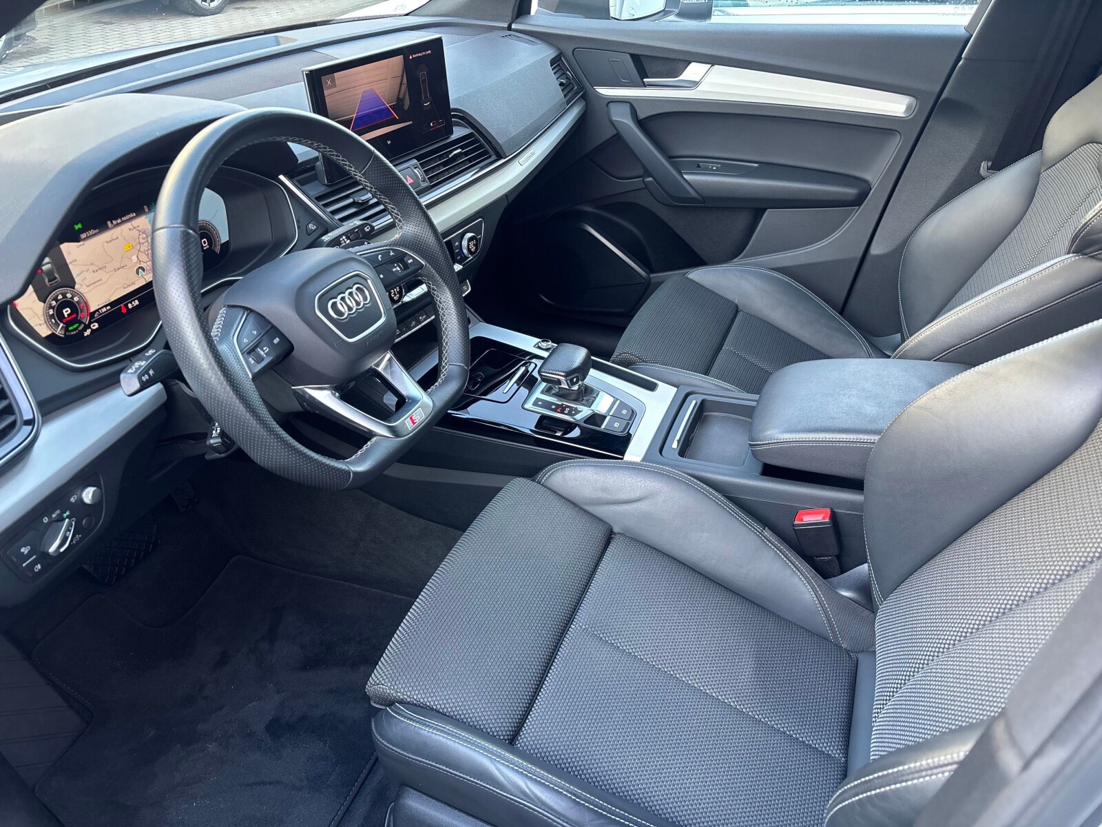 Audi Q5 Sportback - zdjęcie 15