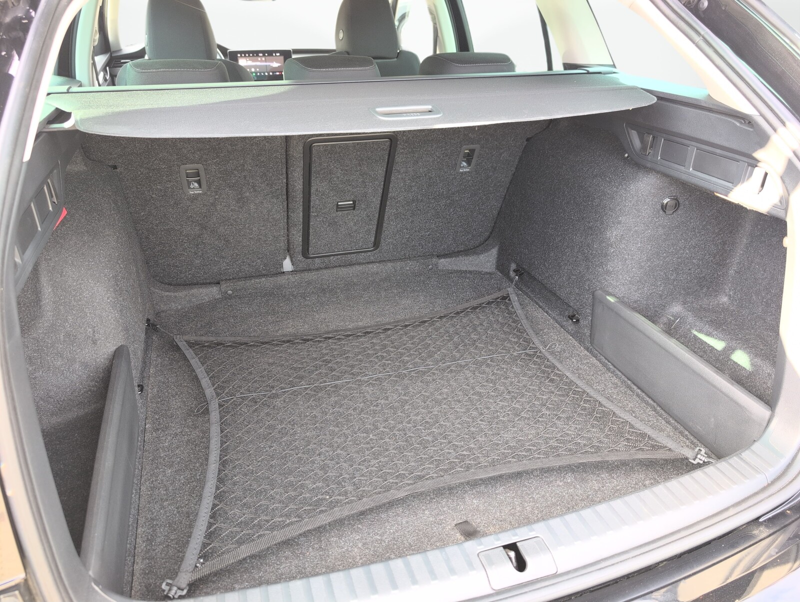 Škoda Octavia Combi - zdjęcie 9