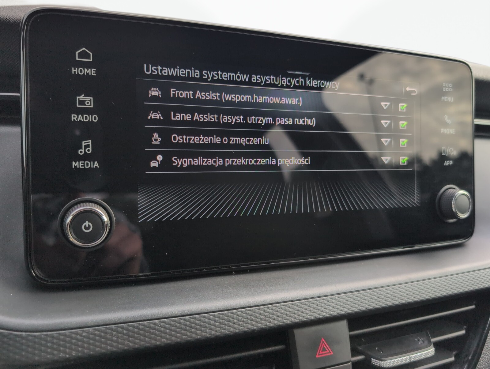 Škoda Kamiq - zdjęcie 24