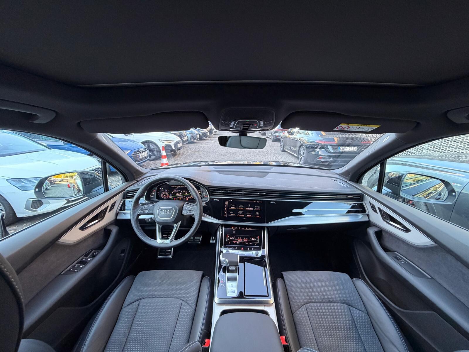 Audi Q7 - zdjęcie 26