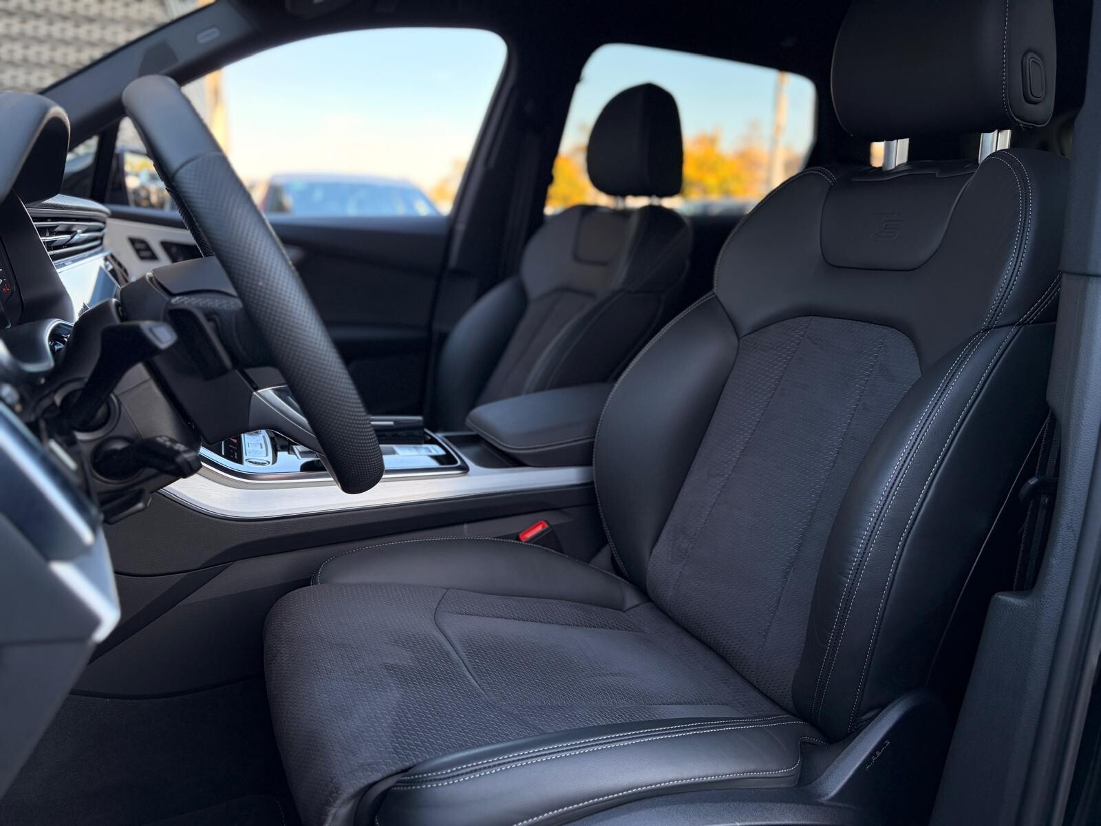 Audi Q7 - zdjęcie 17