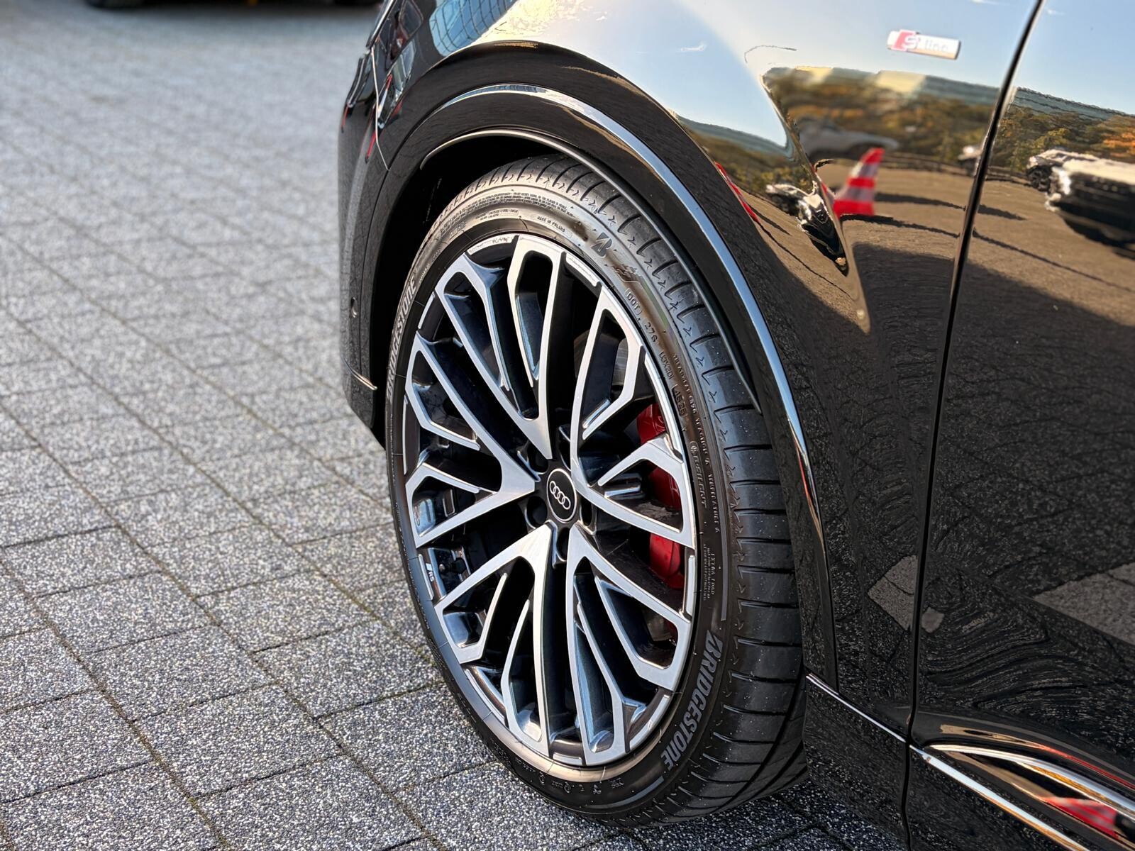 Audi Q7 - zdjęcie 11