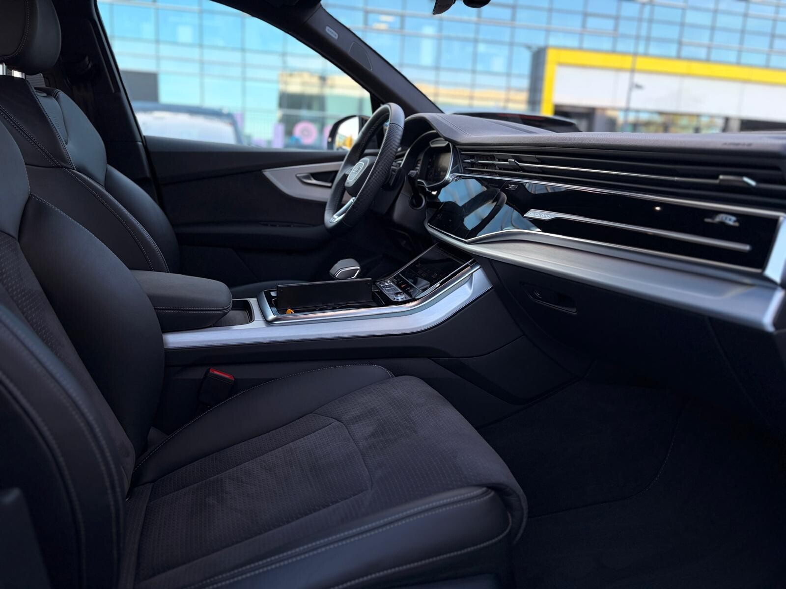 Audi Q7 - zdjęcie 24
