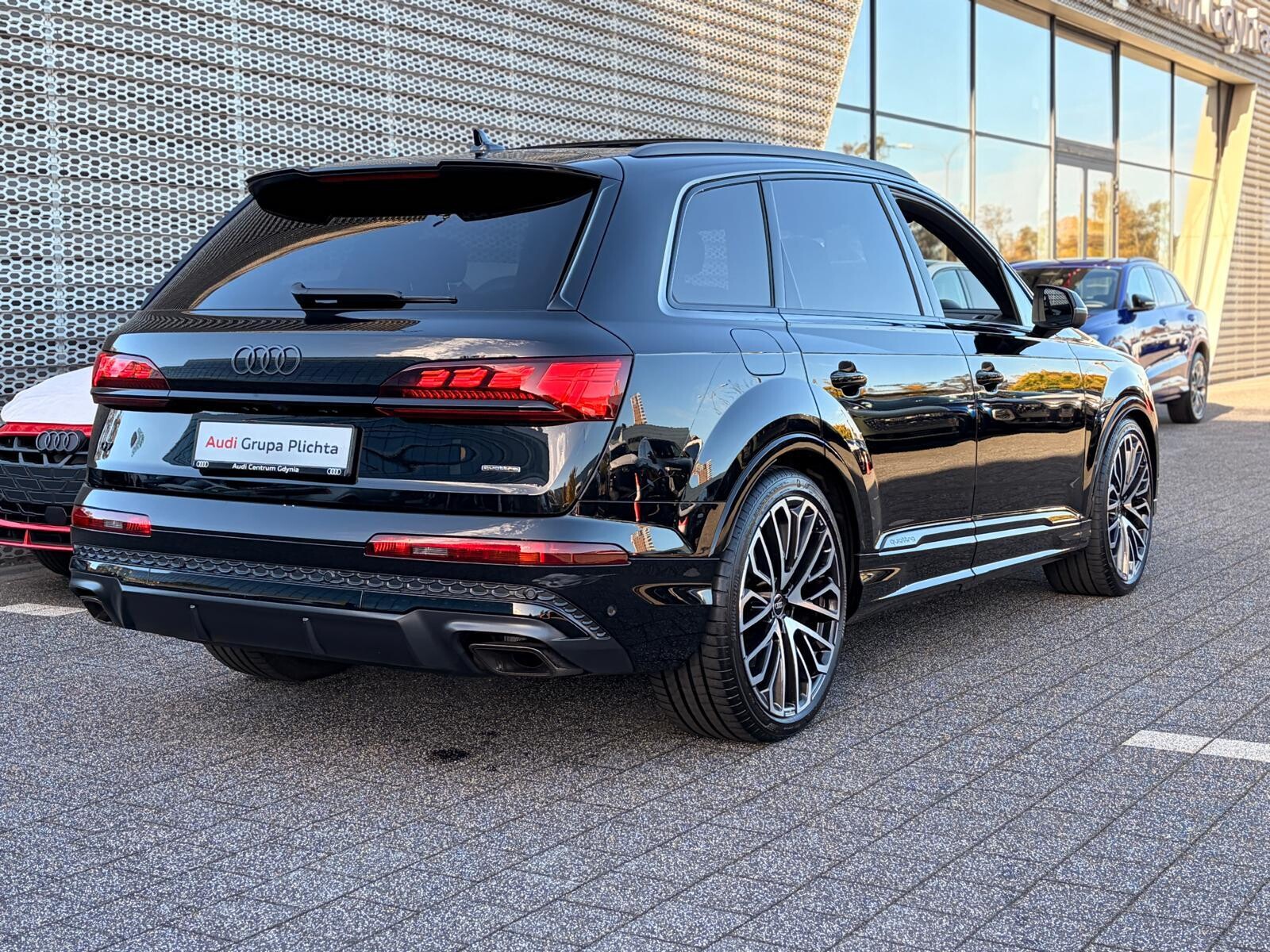 Audi Q7 - zdjęcie 12