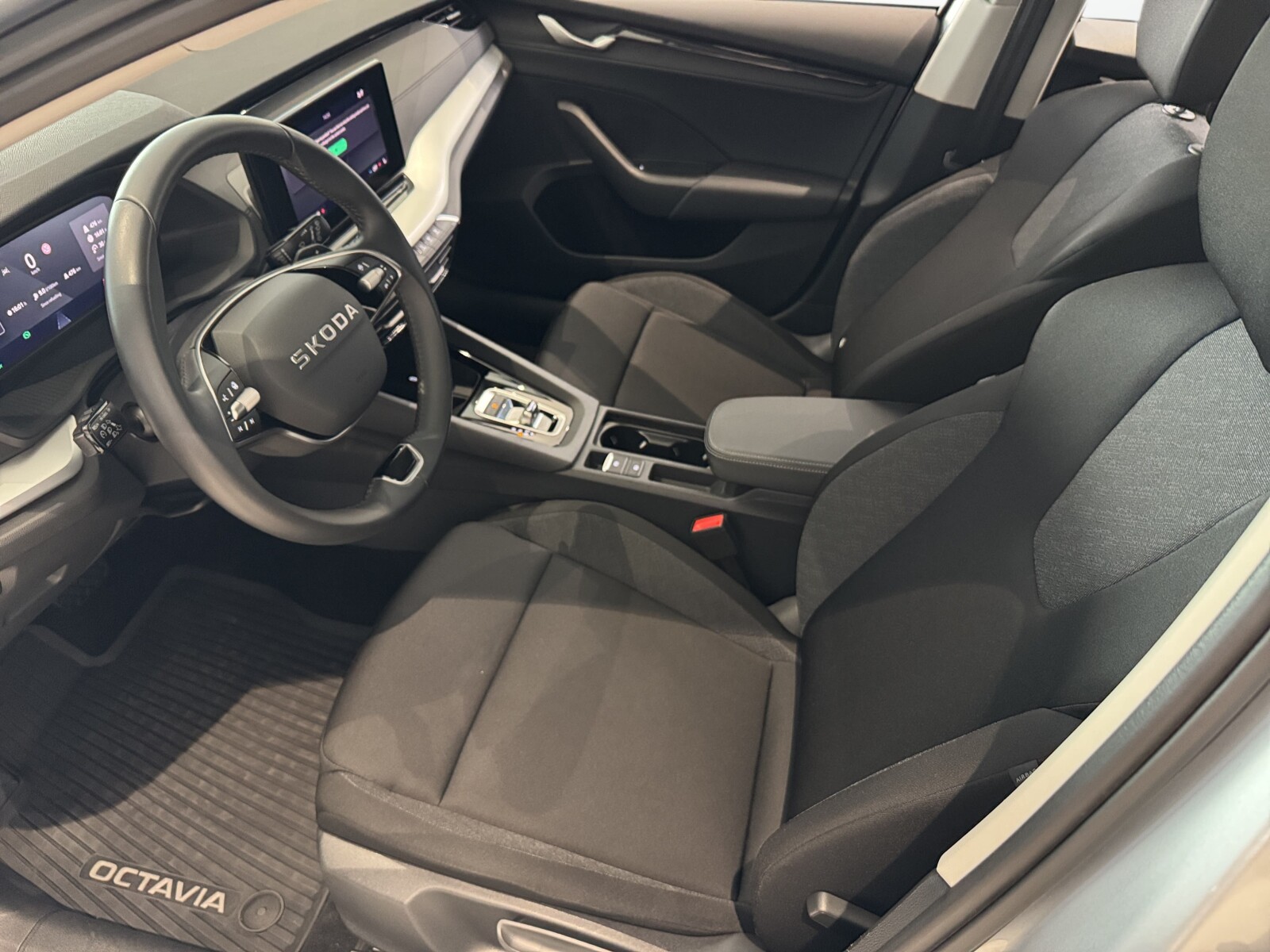 Škoda Octavia - zdjęcie 10