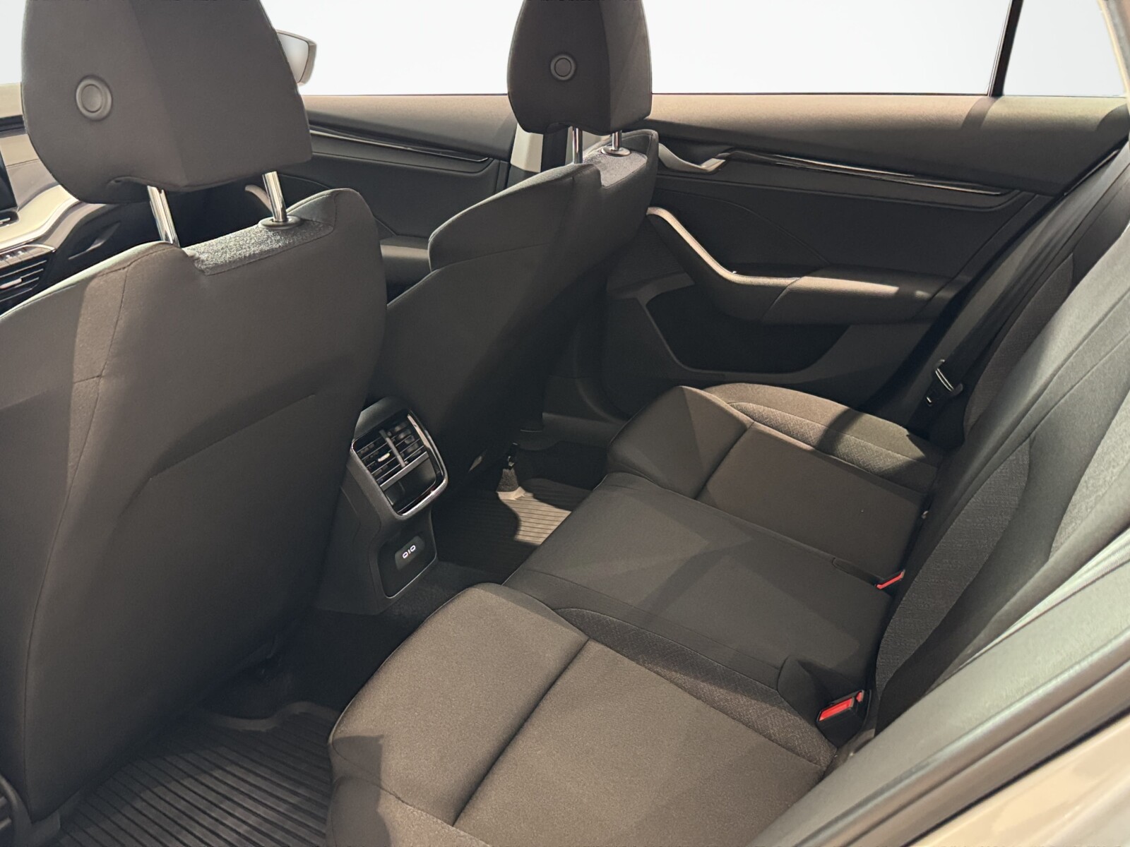 Škoda Octavia - zdjęcie 13