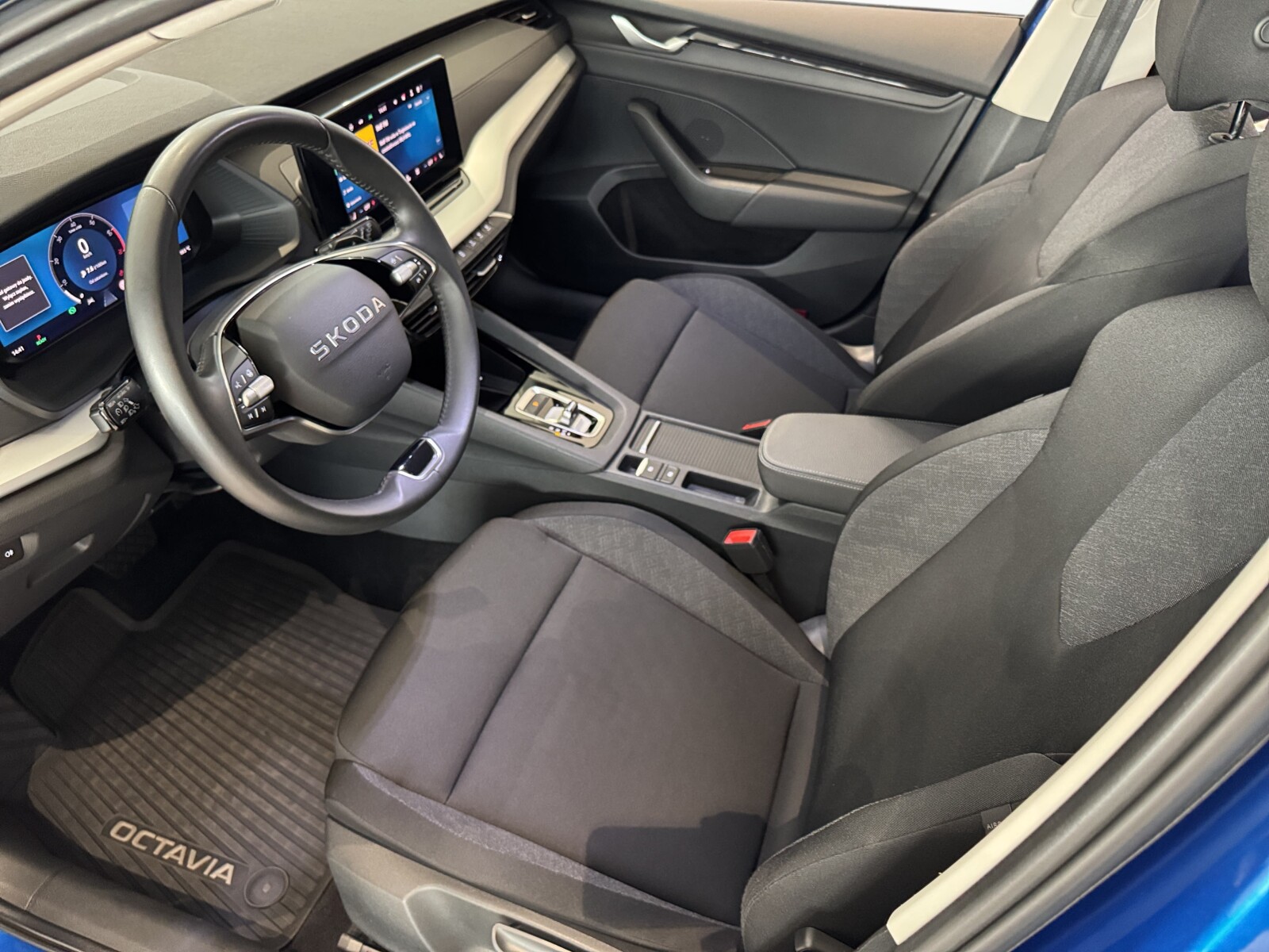Škoda Octavia - zdjęcie 10
