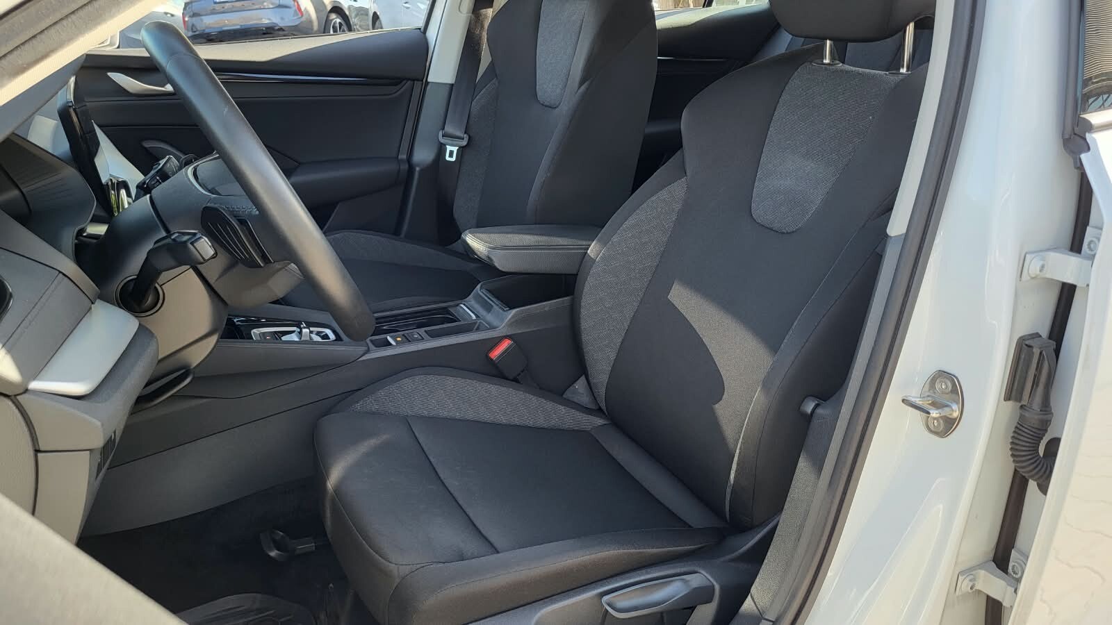Škoda Octavia Combi - zdjęcie 11