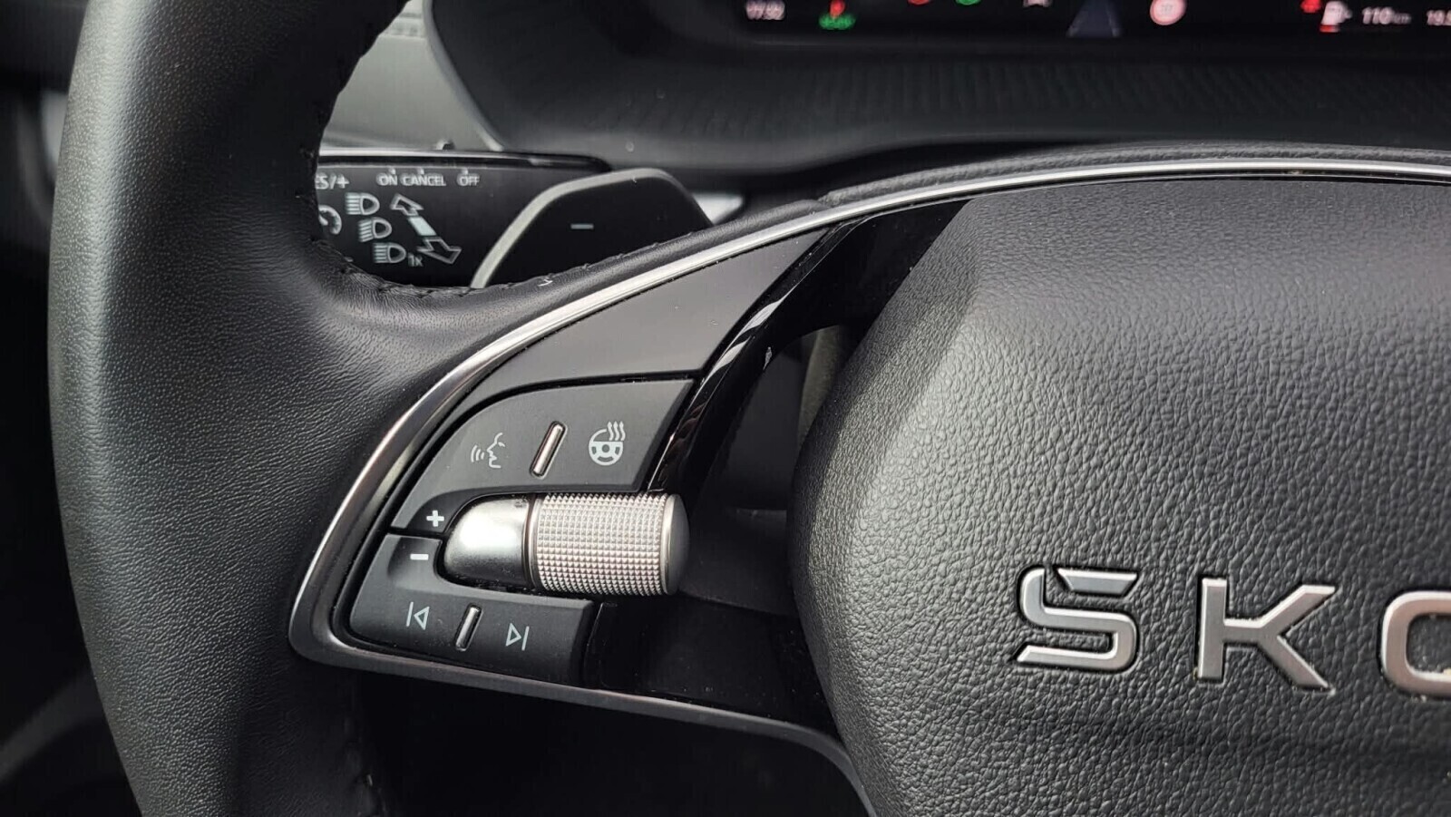 Škoda Octavia Combi - zdjęcie 15