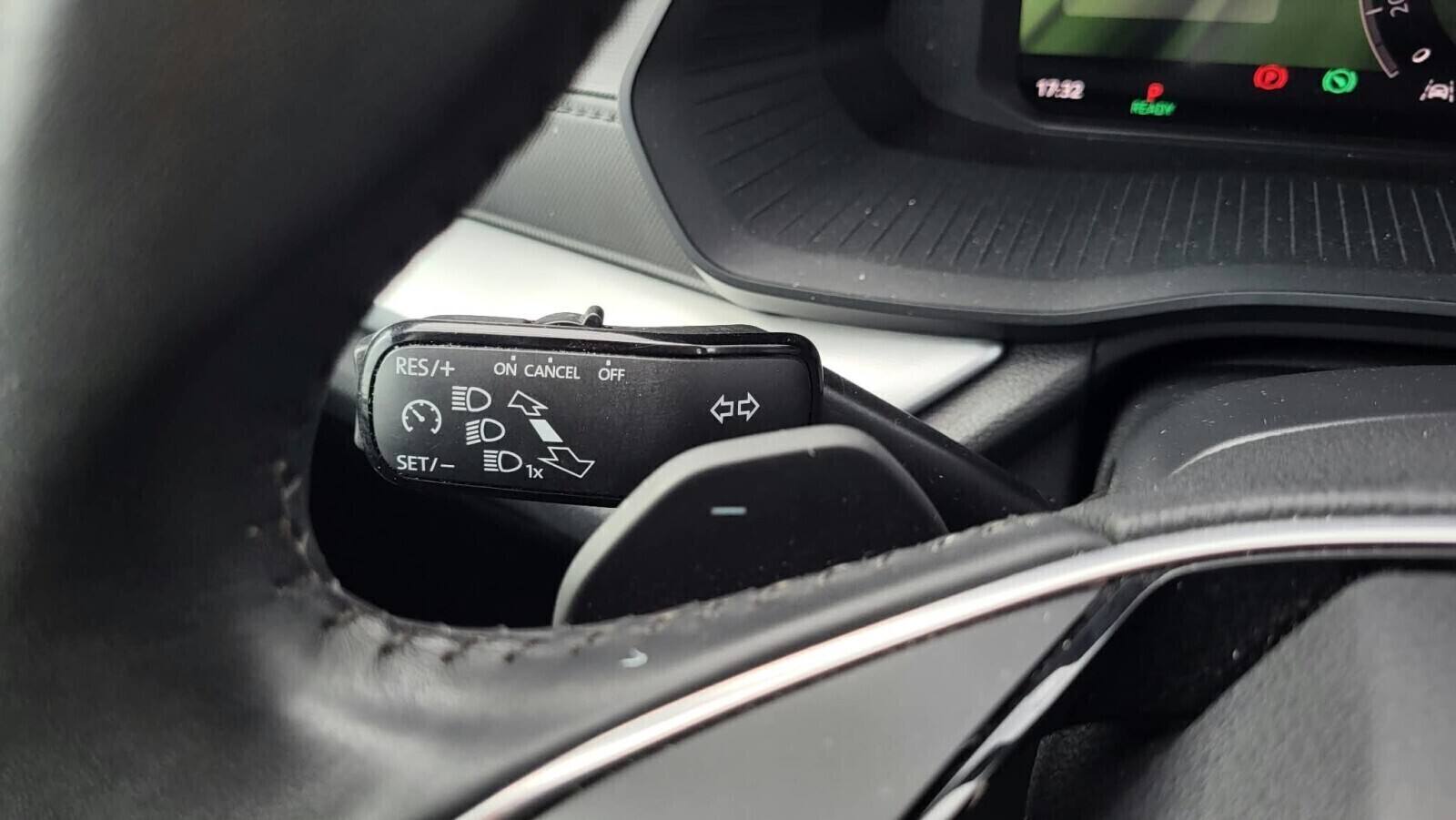 Škoda Octavia Combi - zdjęcie 16