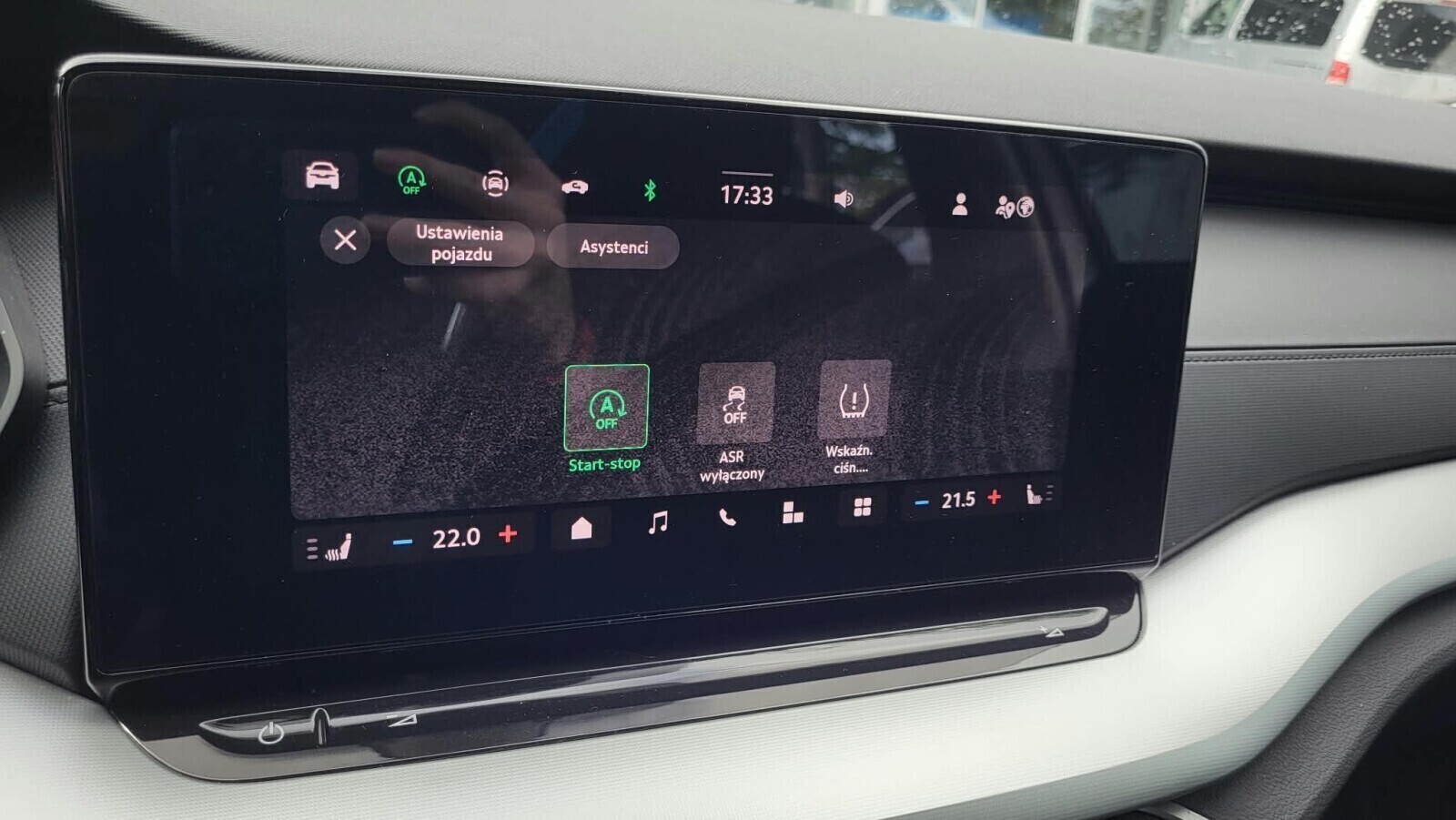 Škoda Octavia Combi - zdjęcie 18