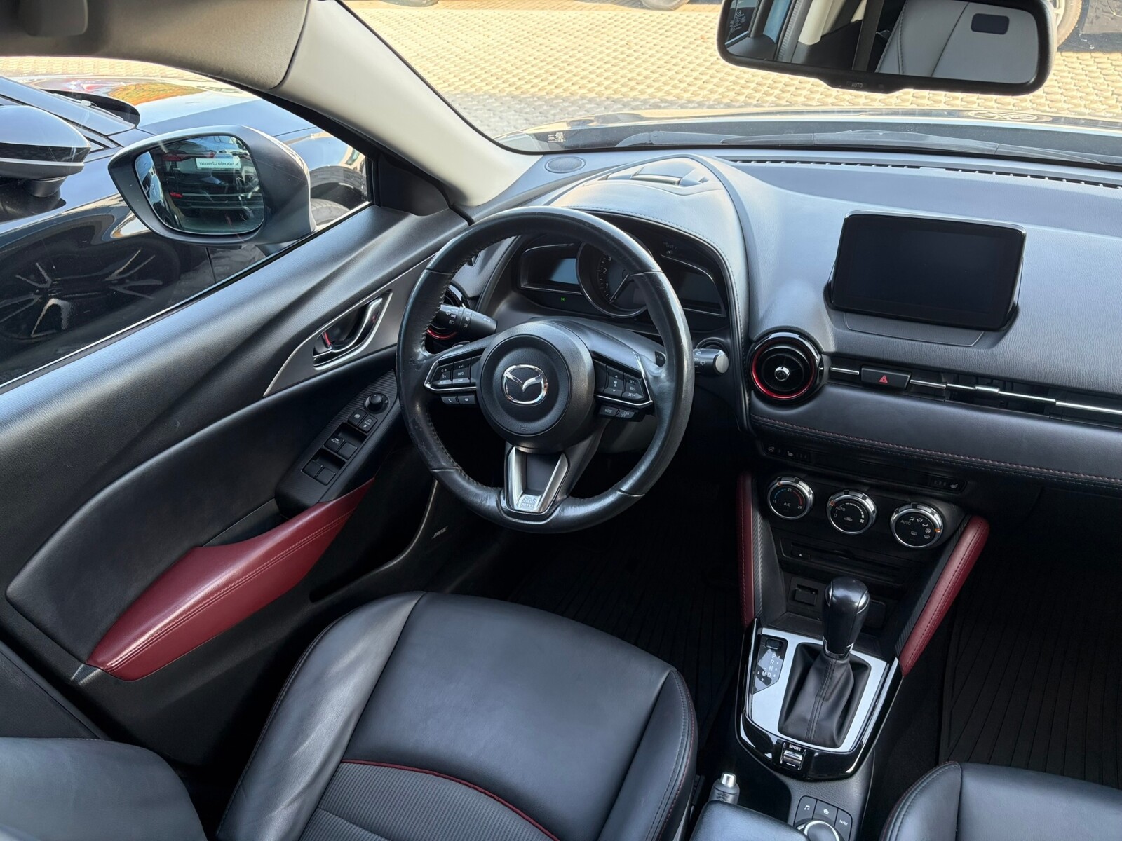 Mazda CX-3 - zdjęcie 12