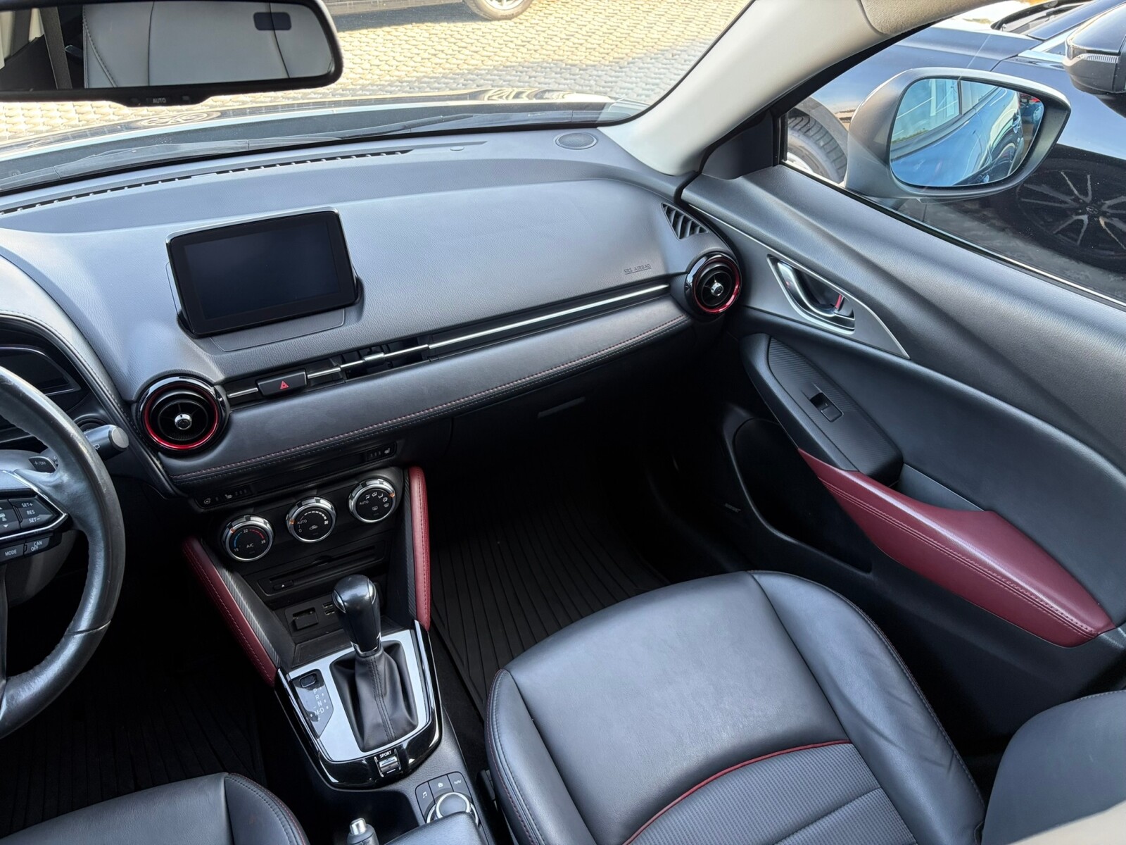 Mazda CX-3 - zdjęcie 13