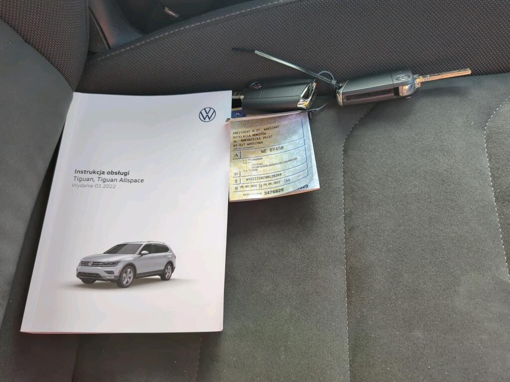 Volkswagen Tiguan Allspace - zdjęcie 17