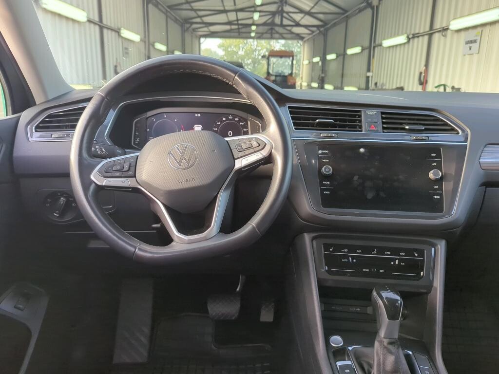 Volkswagen Tiguan Allspace - zdjęcie 9