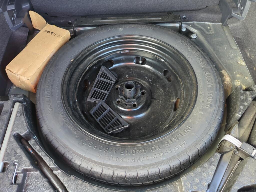 Volkswagen Tiguan Allspace - zdjęcie 8