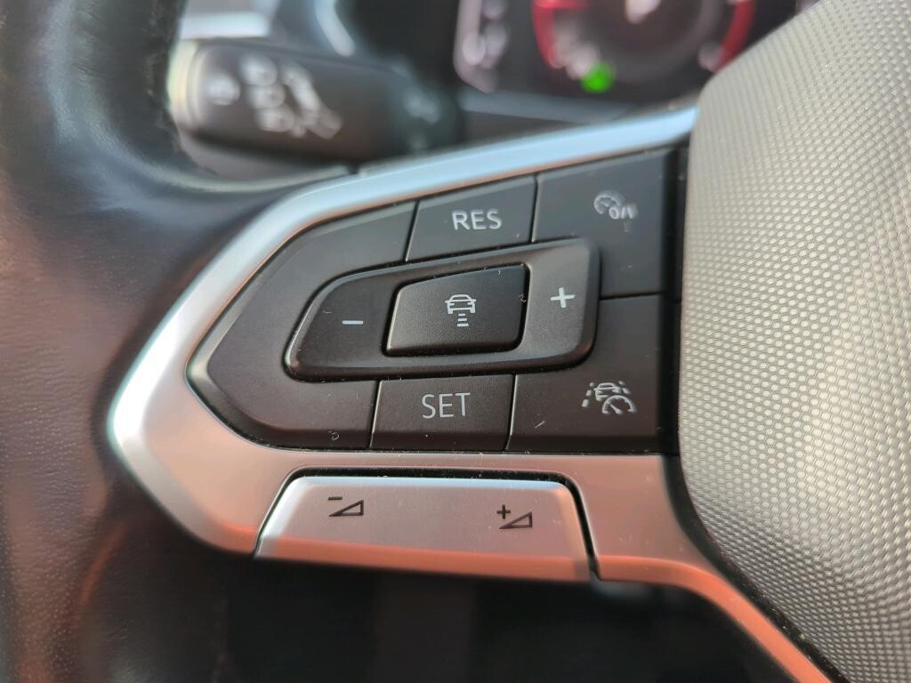 Volkswagen Tiguan Allspace - zdjęcie 16