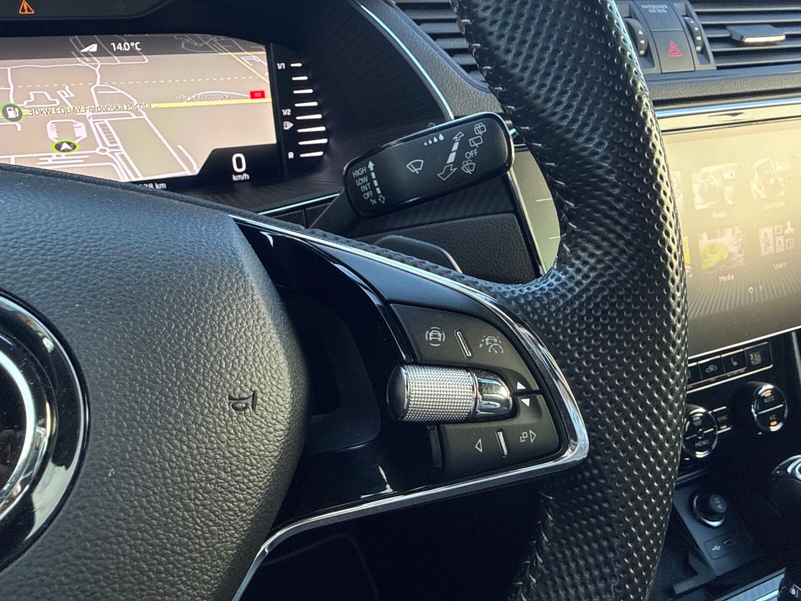 Škoda Superb Combi - zdjęcie 19