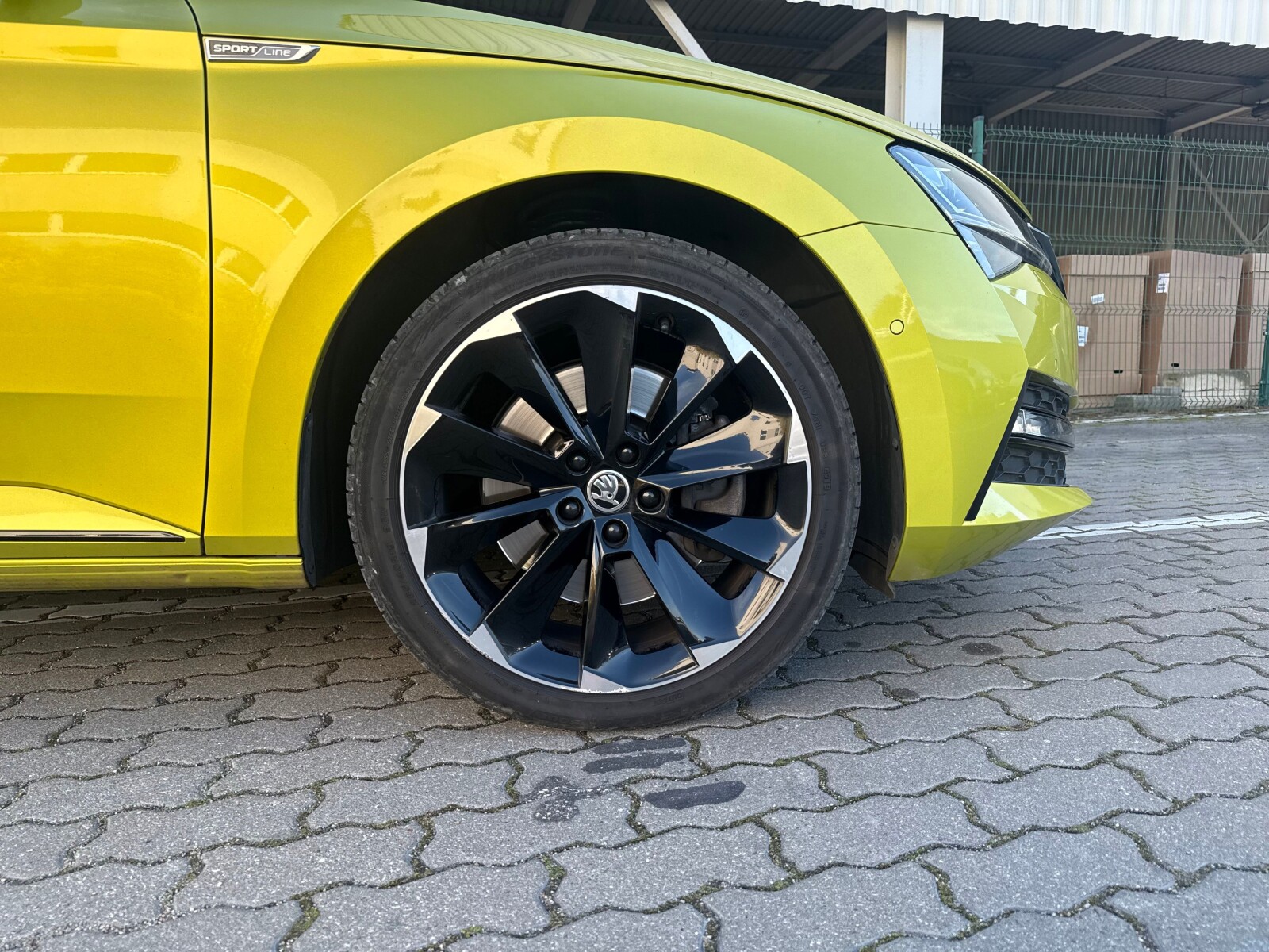 Škoda Superb Combi - zdjęcie 38