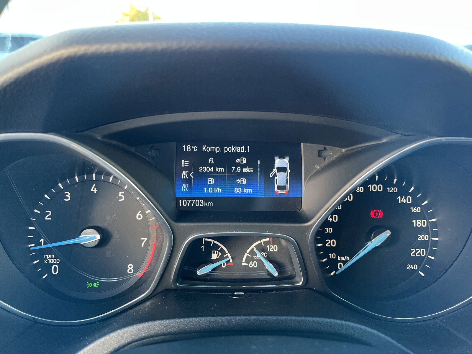 Ford Focus - zdjęcie 17