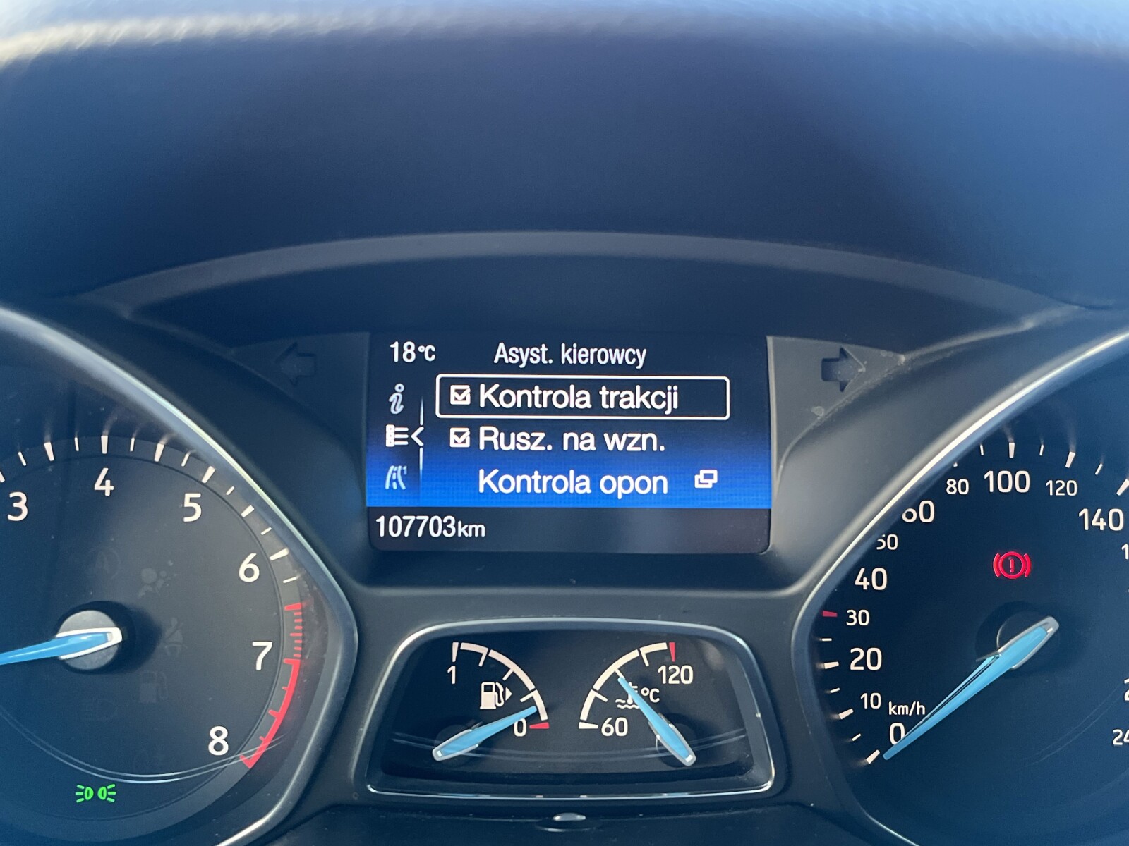 Ford Focus - zdjęcie 26