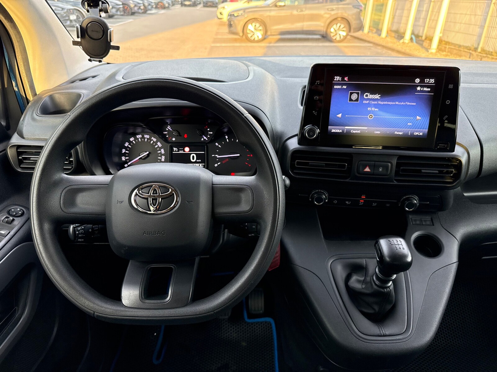 Toyota Proace City - zdjęcie 13