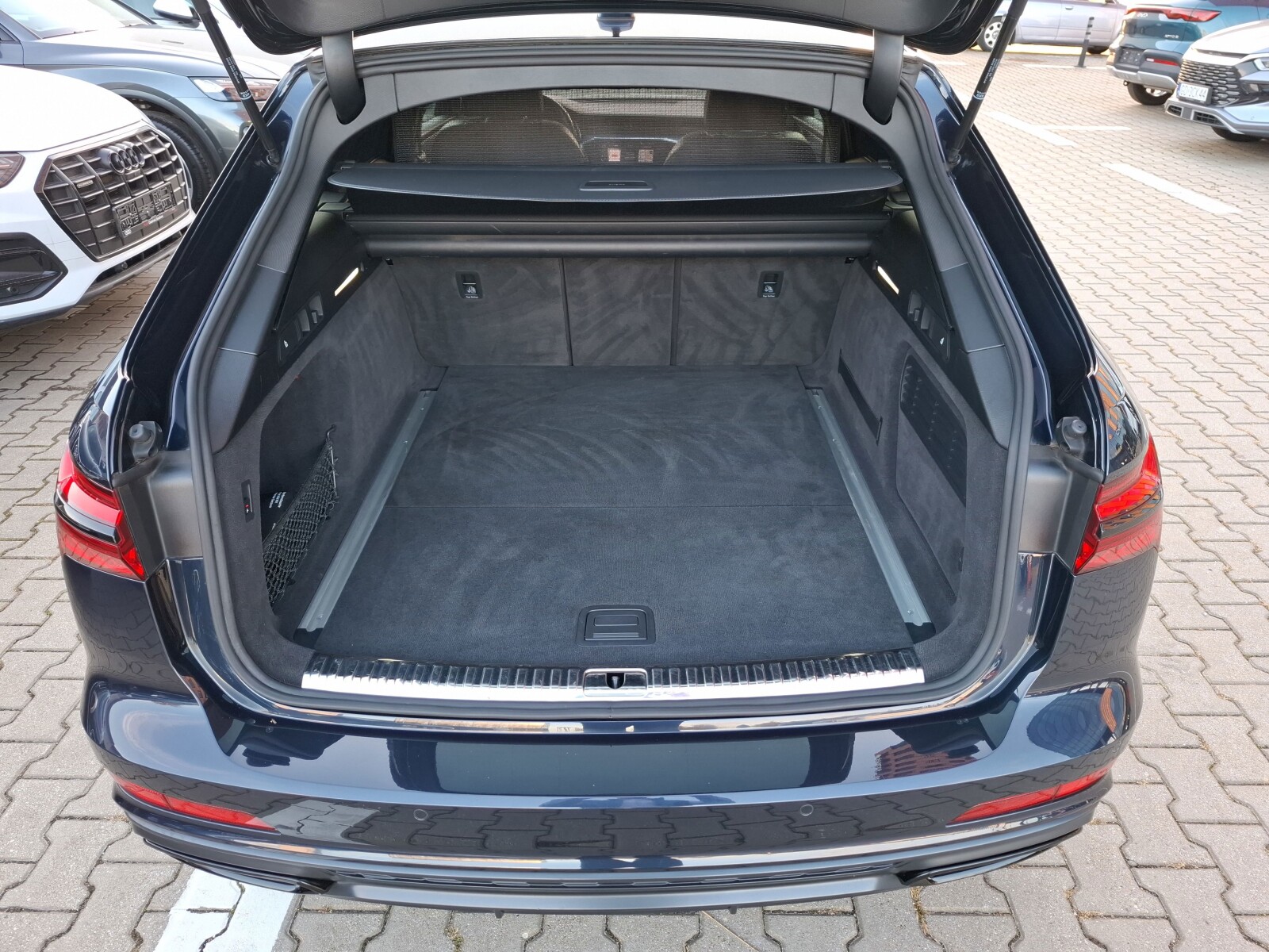 Audi A6 Avant - zdjęcie 15