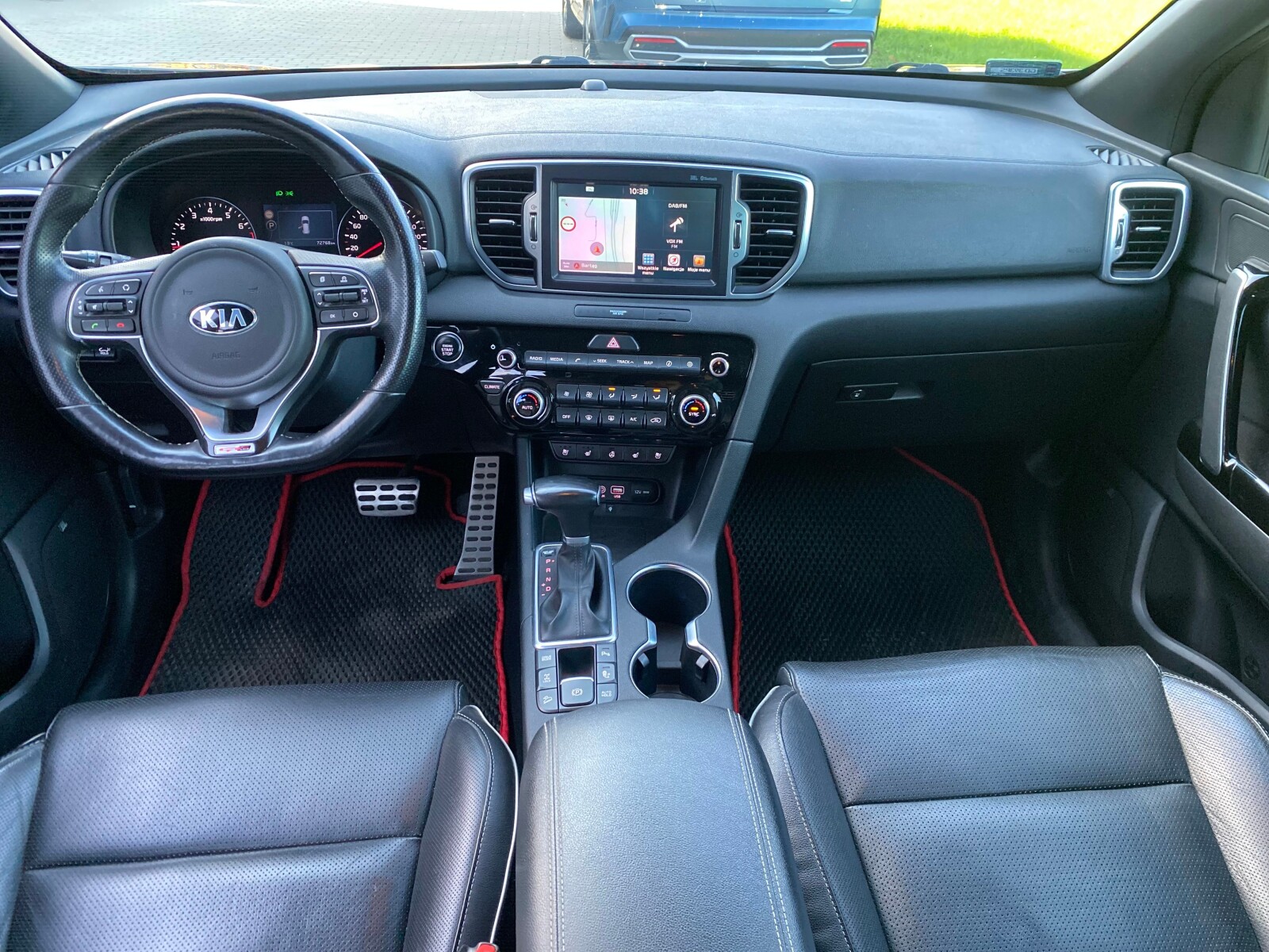 Kia Sportage - zdjęcie 11