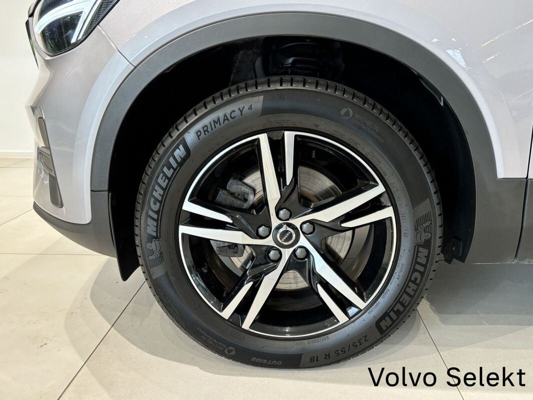 Volvo XC 40 - zdjęcie 2